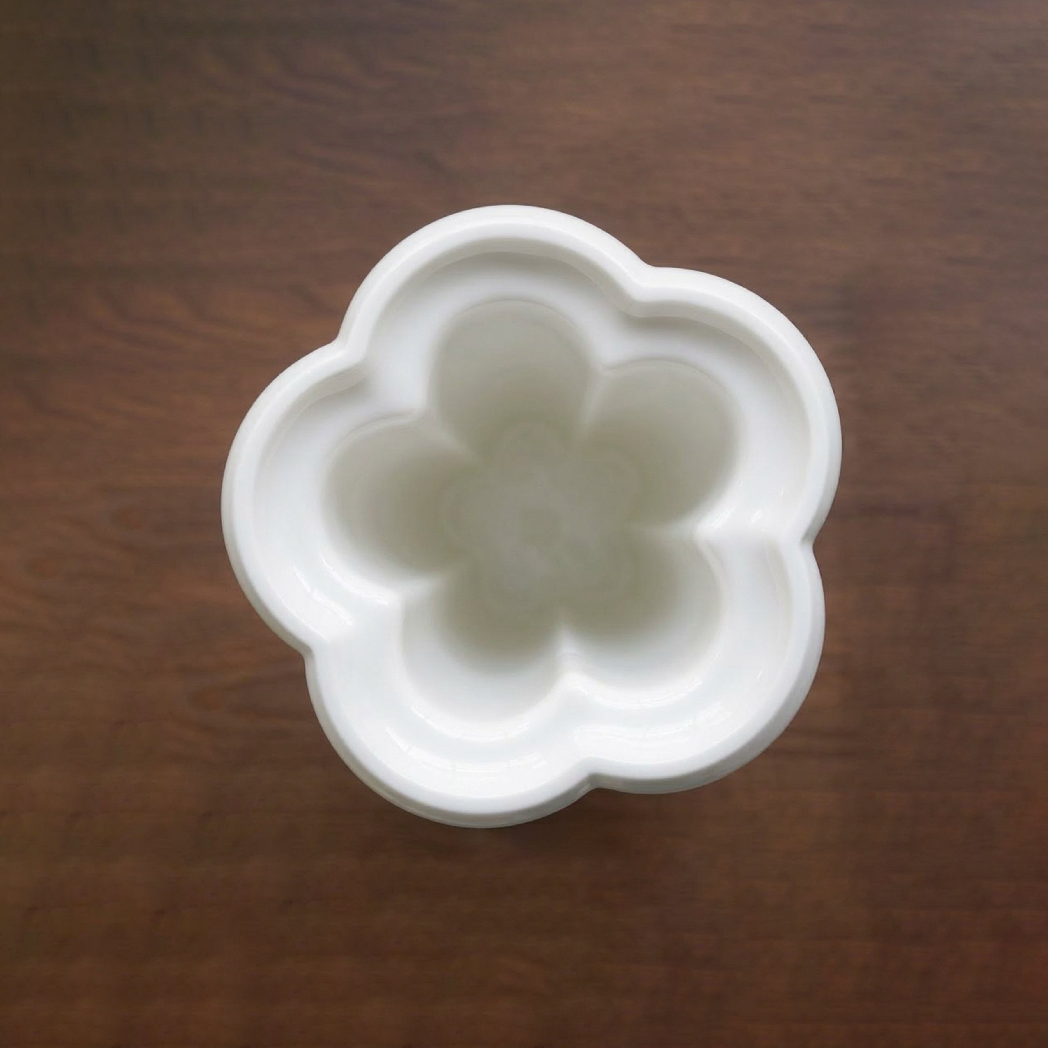 燦爛 八方新氣 花器 白瓷花瓶 王俠軍 蝴蝶雲紋 福 梅花 限量