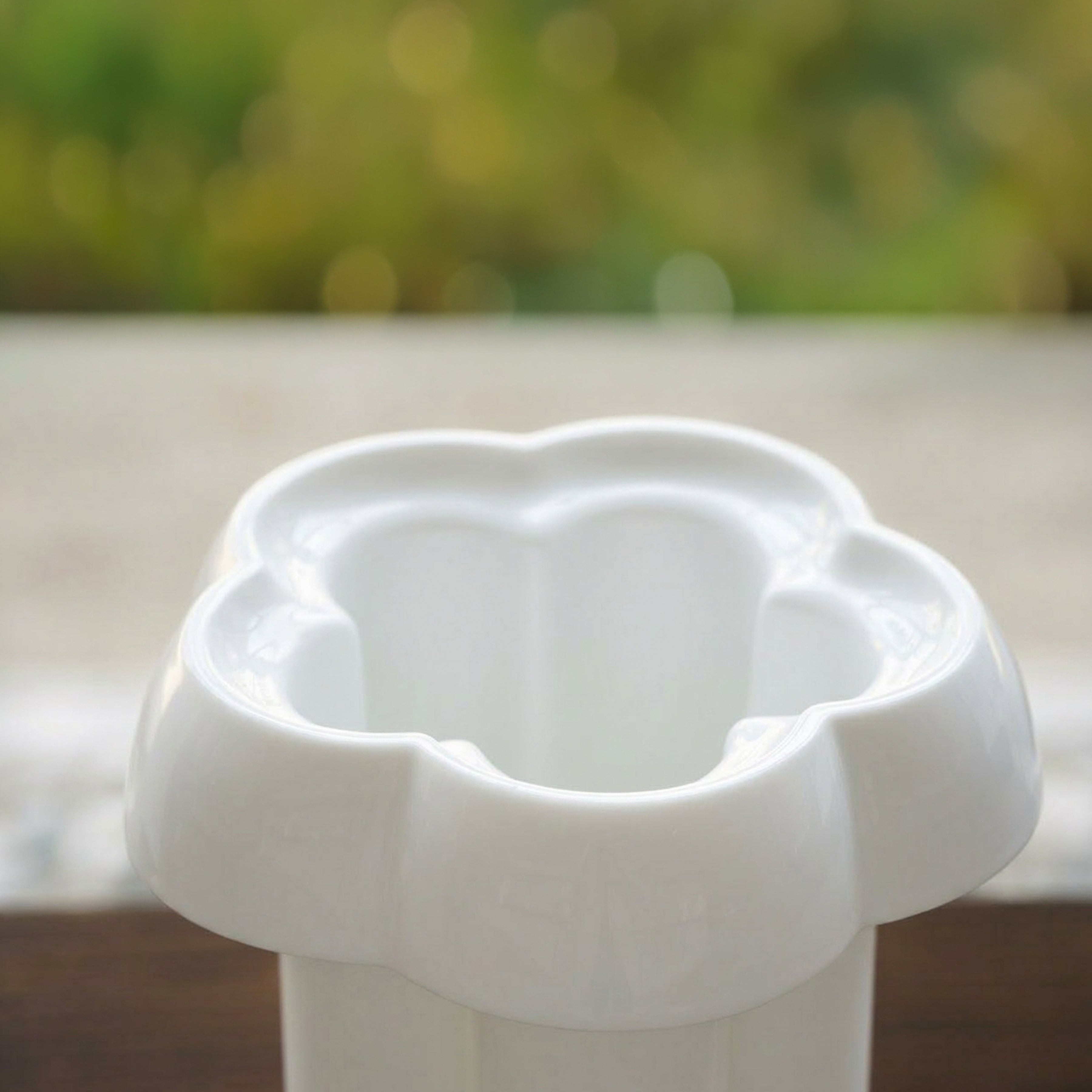 燦爛 八方新氣 花器 白瓷花瓶 王俠軍 蝴蝶雲紋 福 梅花 限量