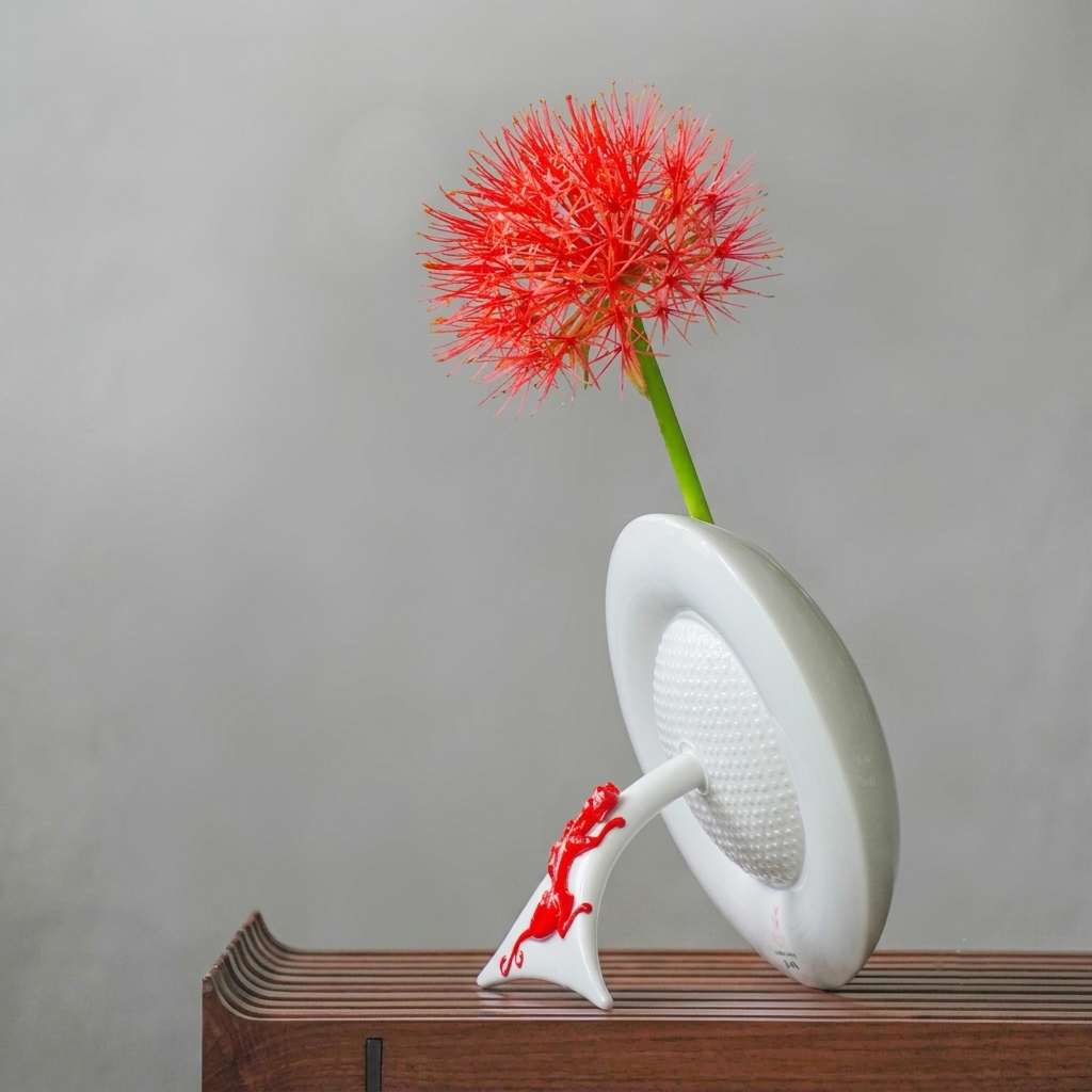 八方新氣 瓷器 紅色夢圓 陶瓷擺件 王俠軍 花器 花瓶 造形花瓶