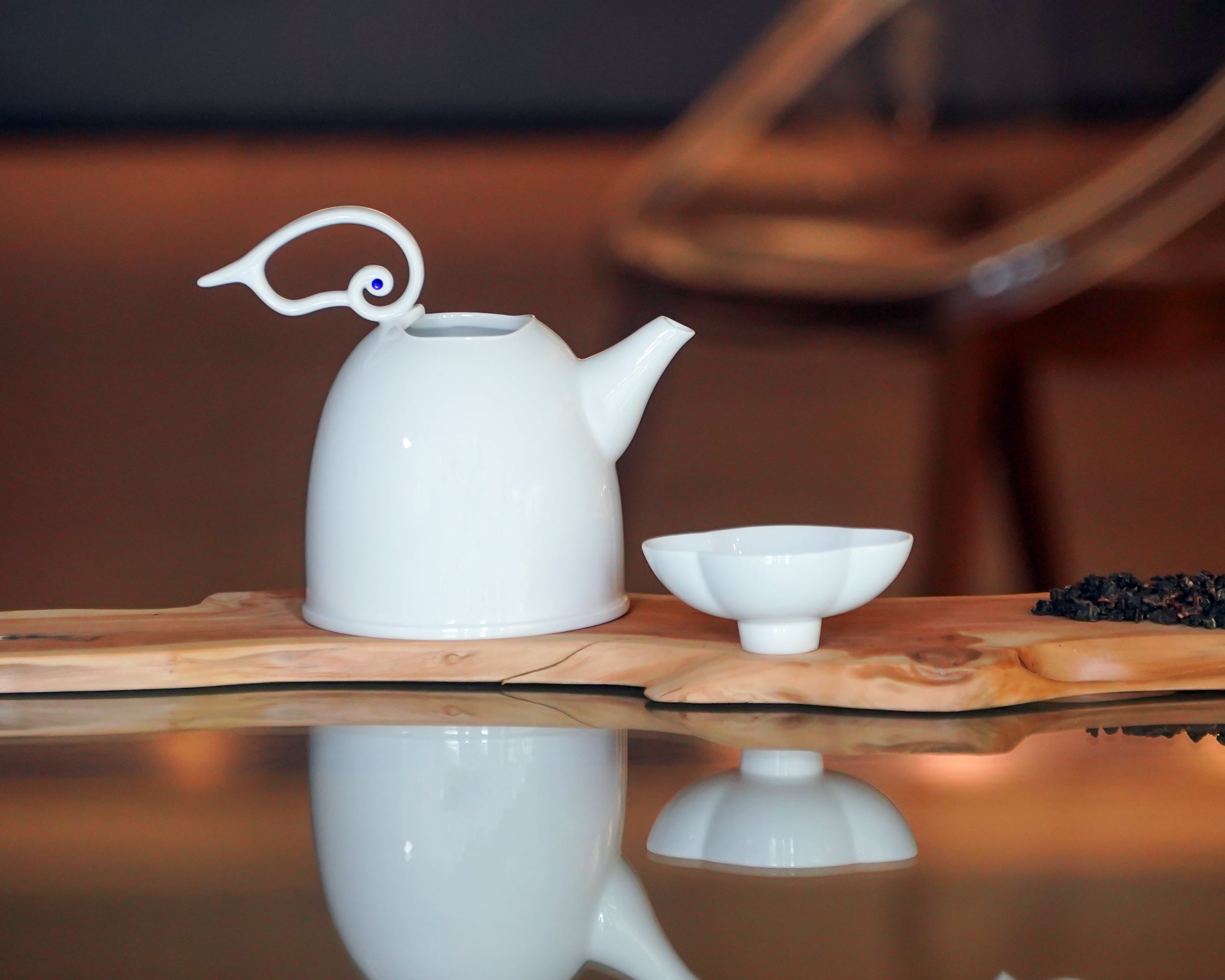 雲享茶具組|純白瓷壺搭配雲形茶杯|中秋送禮高端瓷器推薦