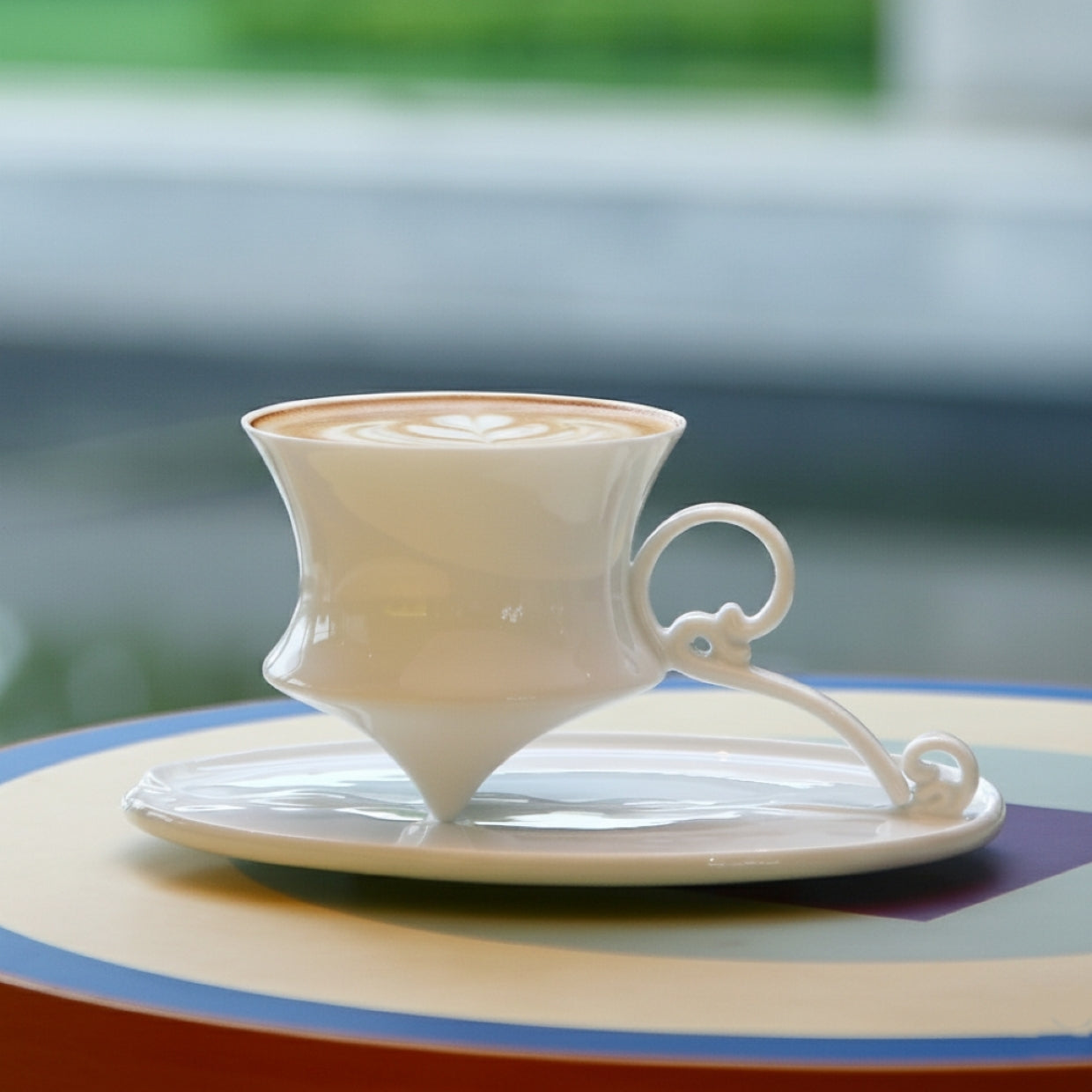 風影杯盤組搭配茶或咖啡使用情境照