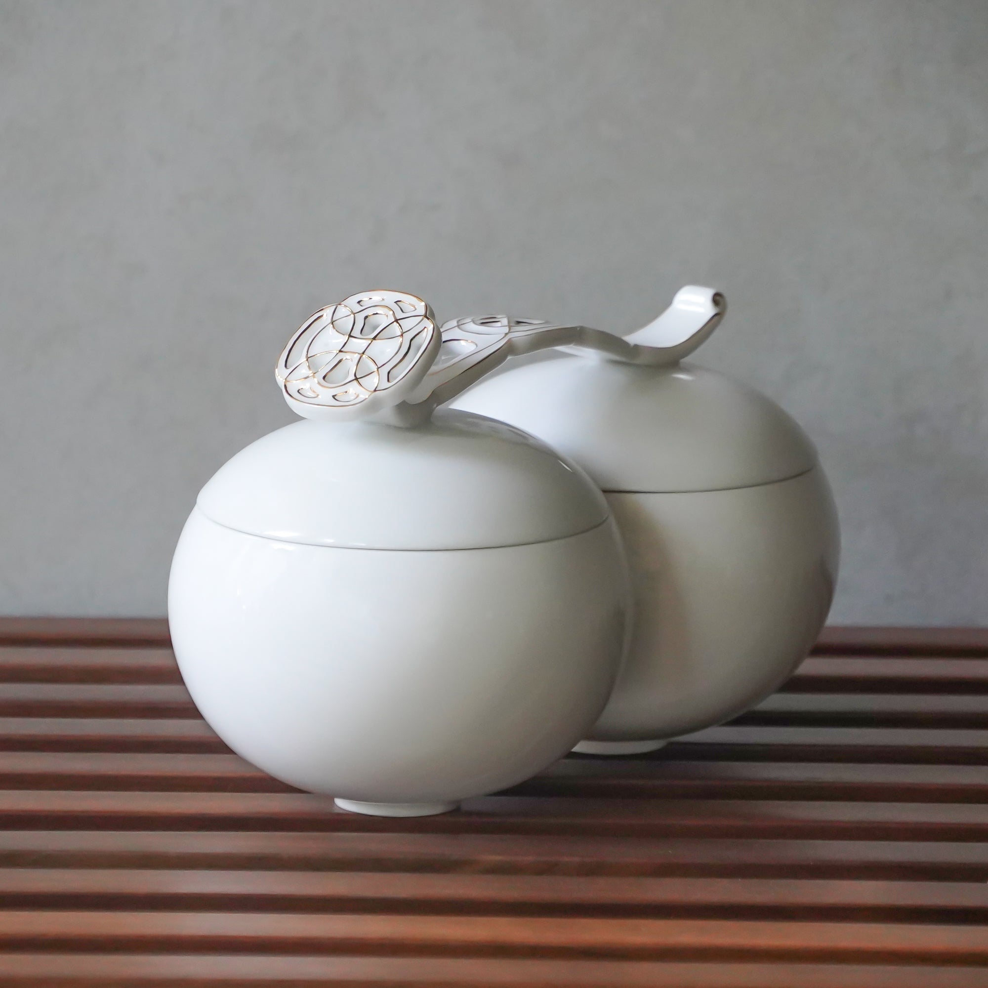 八方新氣《圓滿》精品瓷器禮盒,圓球設計體現東方極簡美學