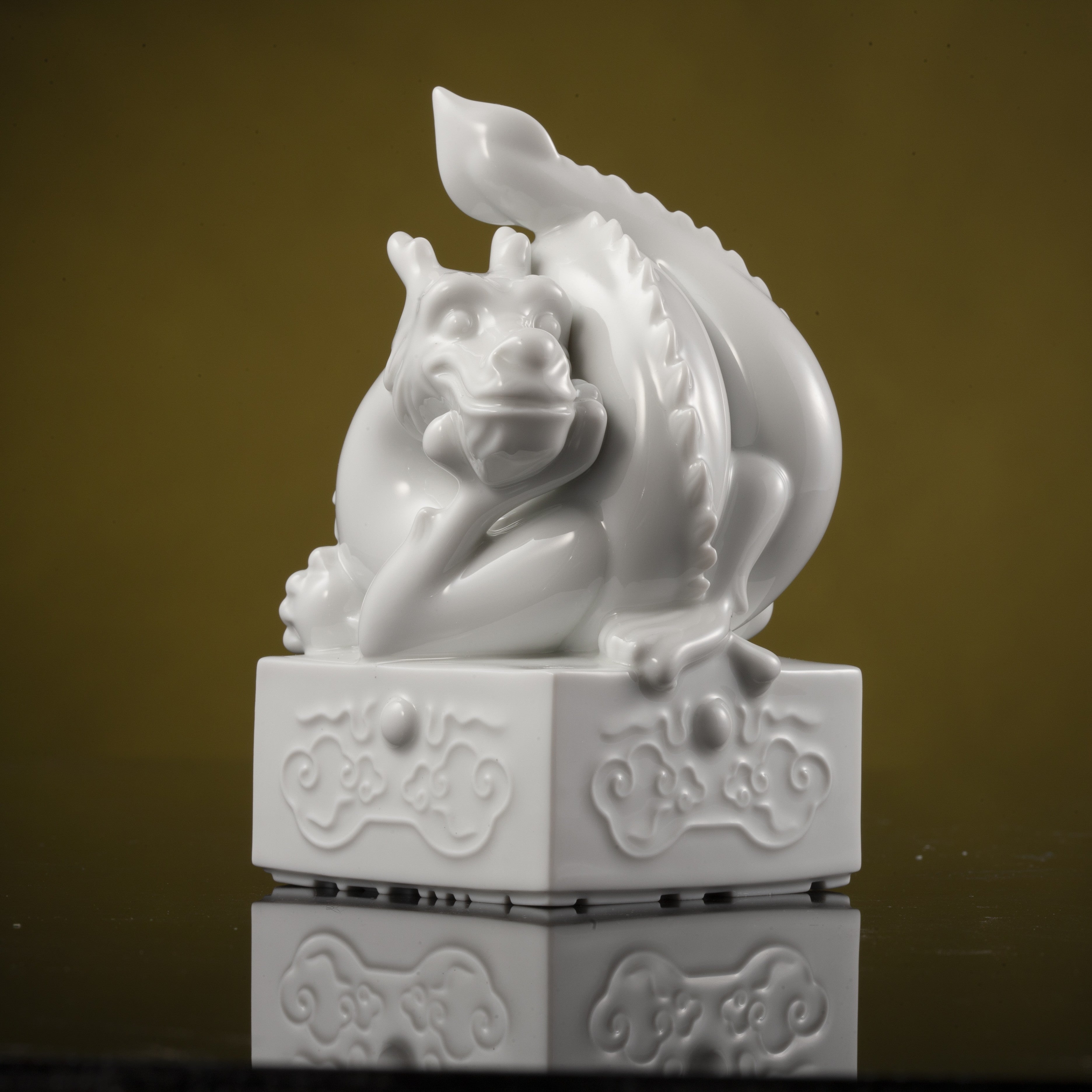 八方新氣 龍禧 王俠軍 玉璽 瓷器 白瓷 龍 印章