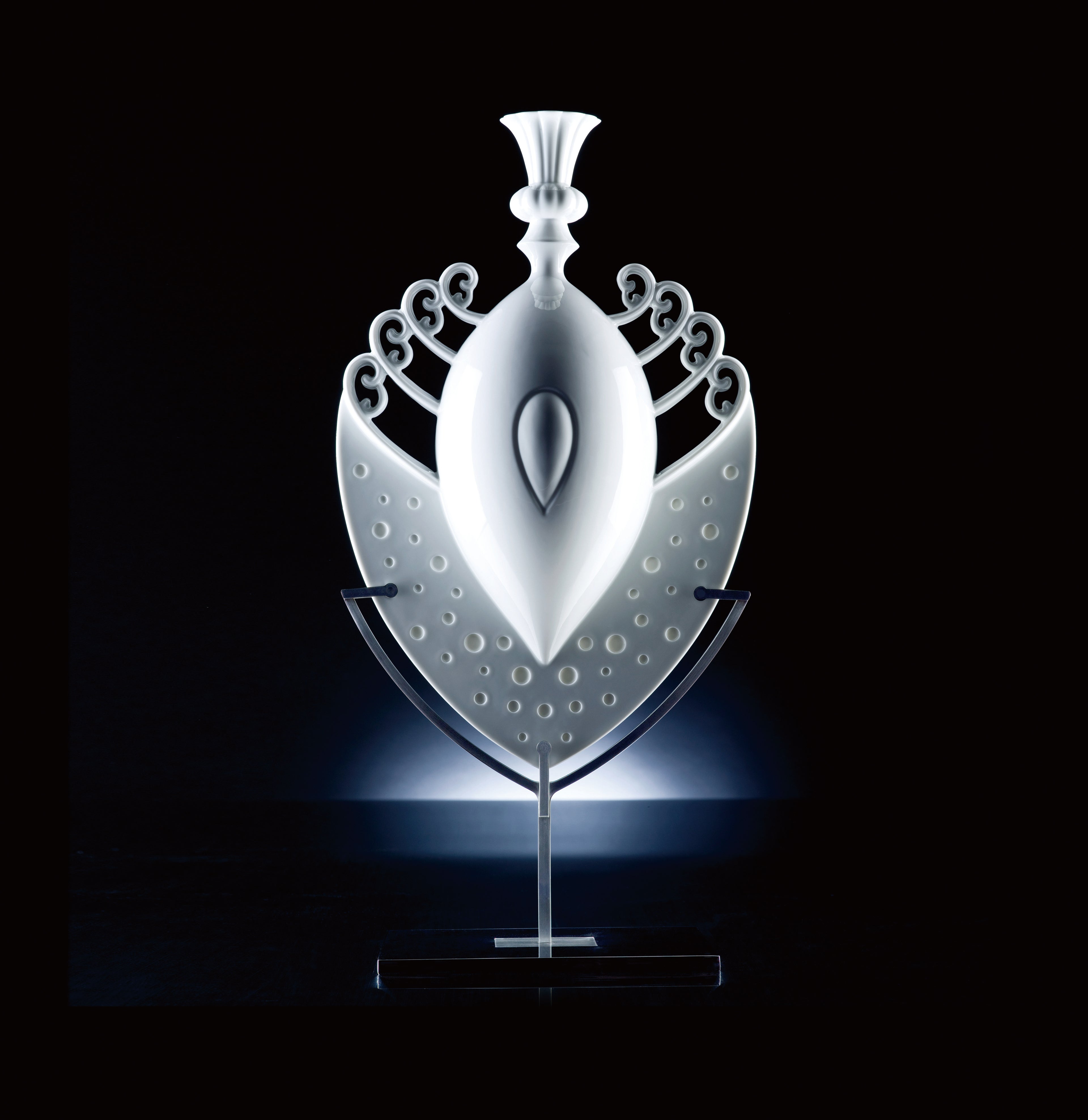 八方新氣 藝術瓷器 王俠軍 挑戰高難度工藝 讓瓷器站起來 鳳鳴八方