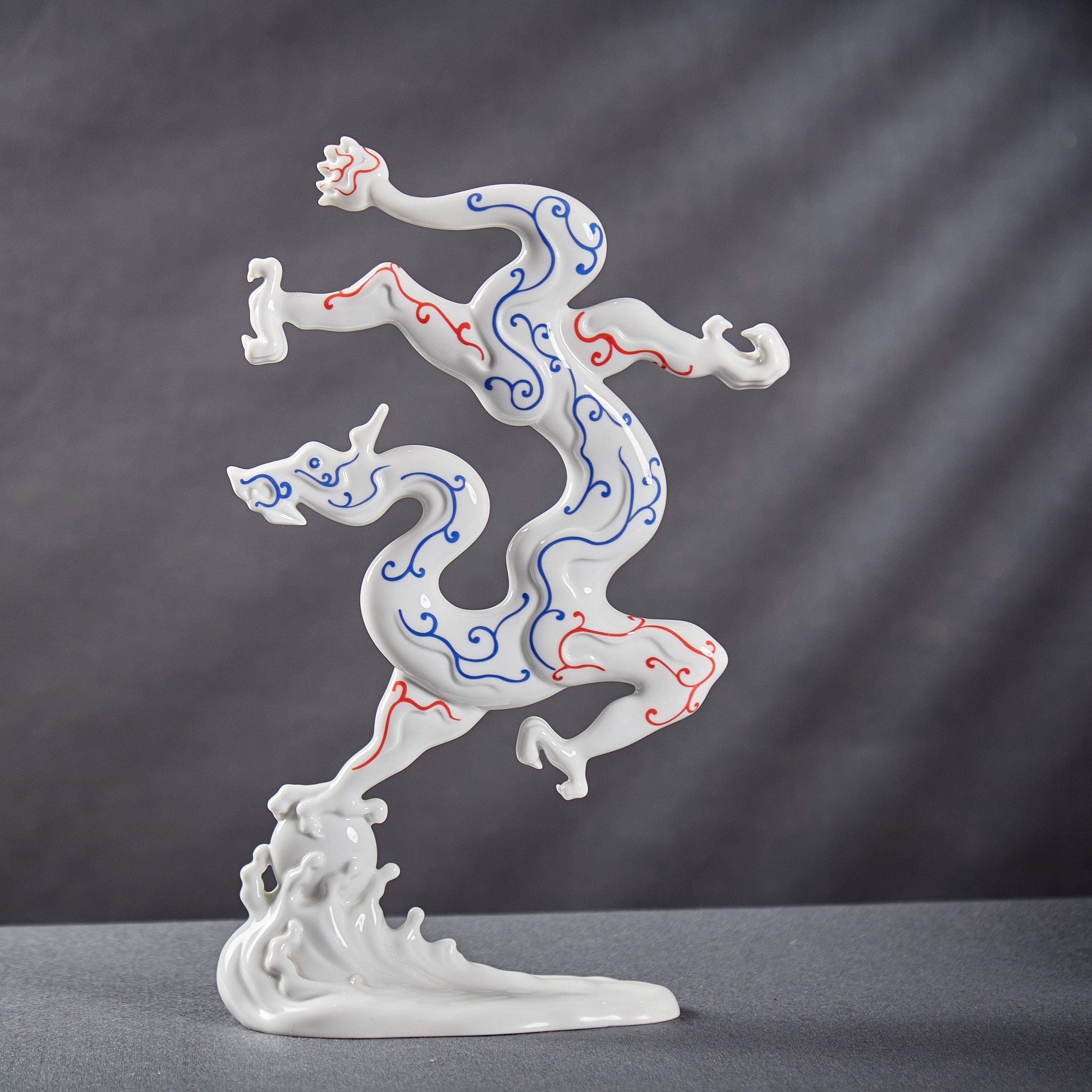 八方新氣 勝券在握 龍 瓷偶 禮物 瓷器 禮盒