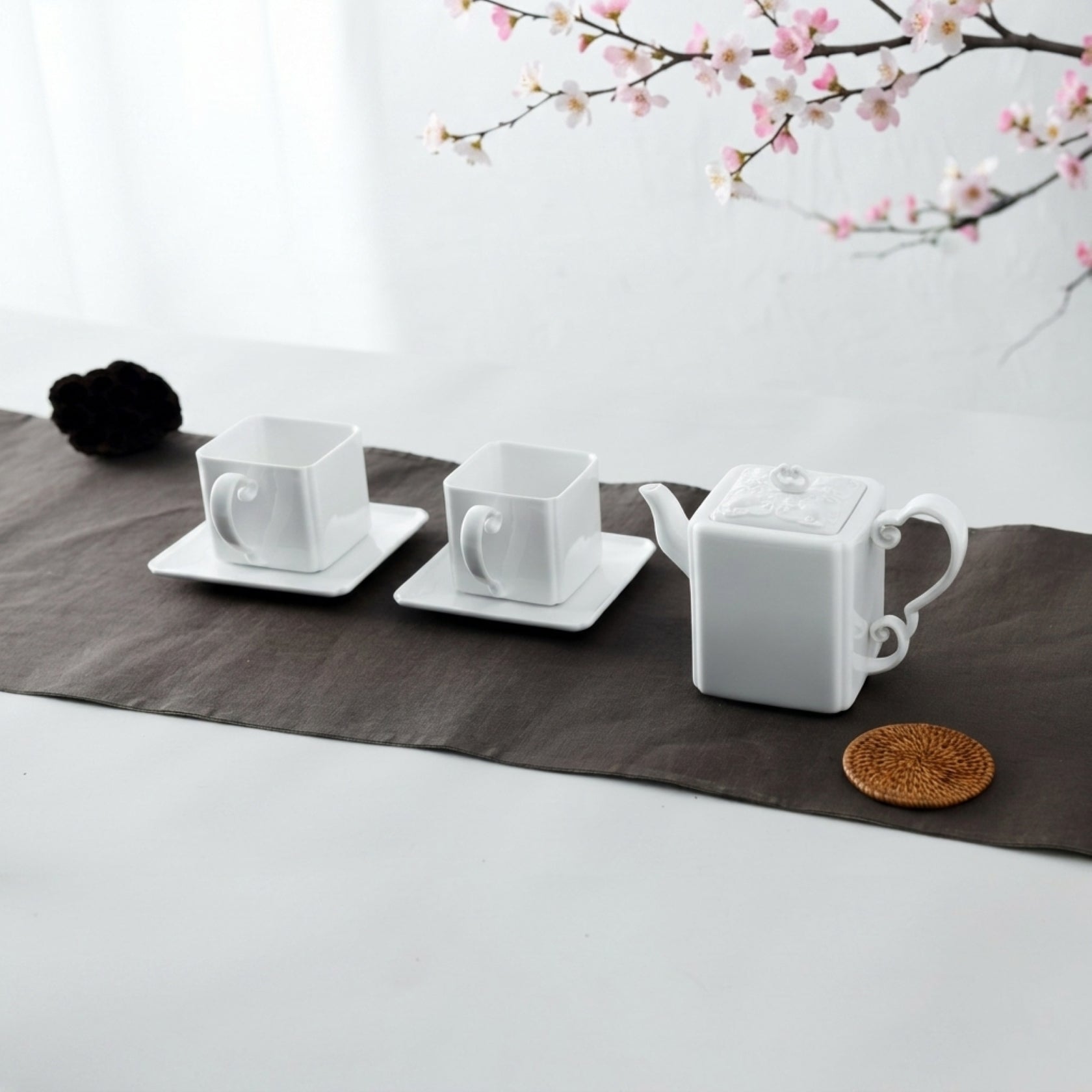 八方新氣 鴻福 造形壺 茶壺 瓷器 白瓷 禮物 瓷壺 茶具 咖啡杯 茶杯 蝙蝠