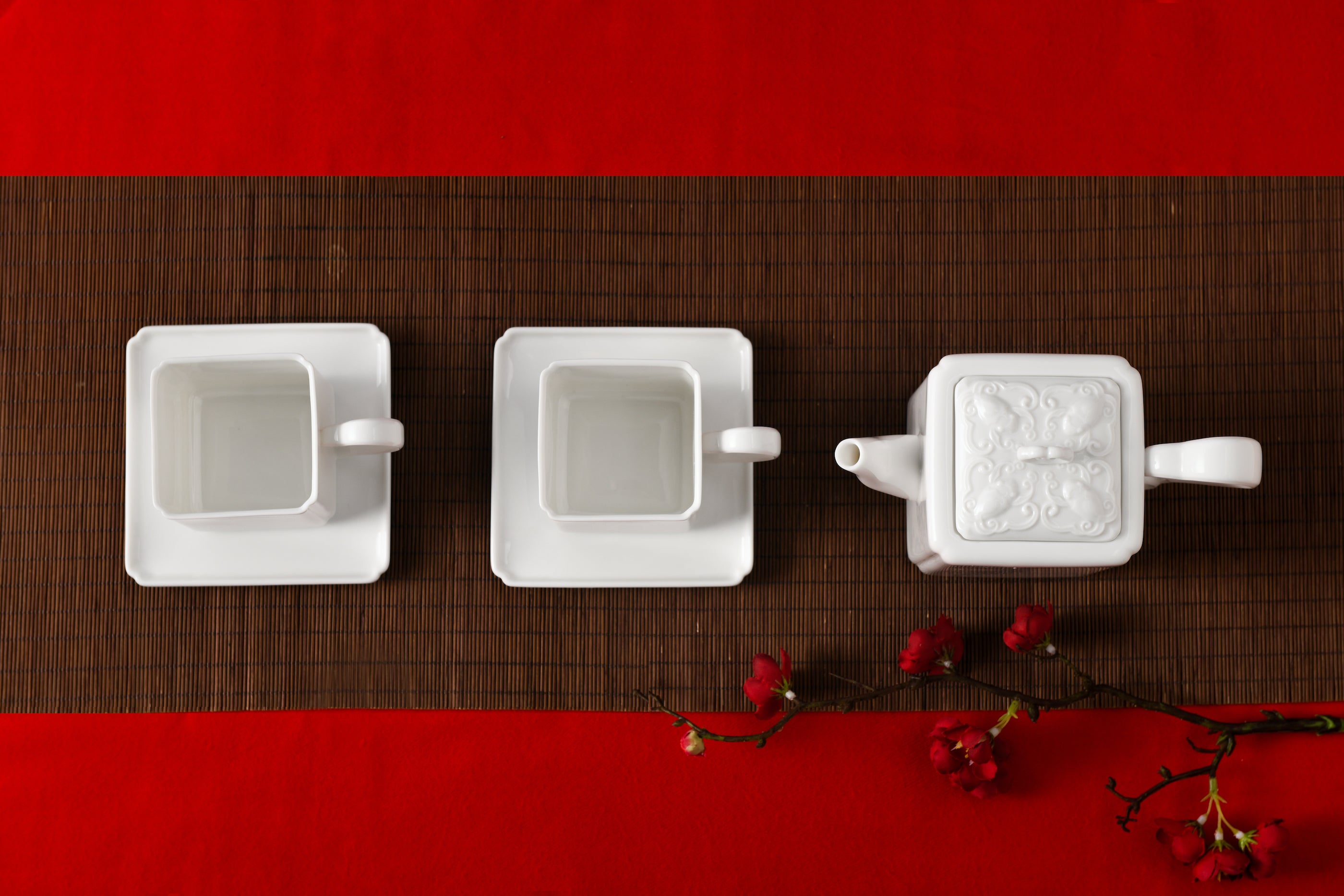 八方新氣 鴻福 造形壺 茶壺 瓷器 白瓷 禮物 瓷壺 茶具 咖啡杯 茶杯 蝙蝠