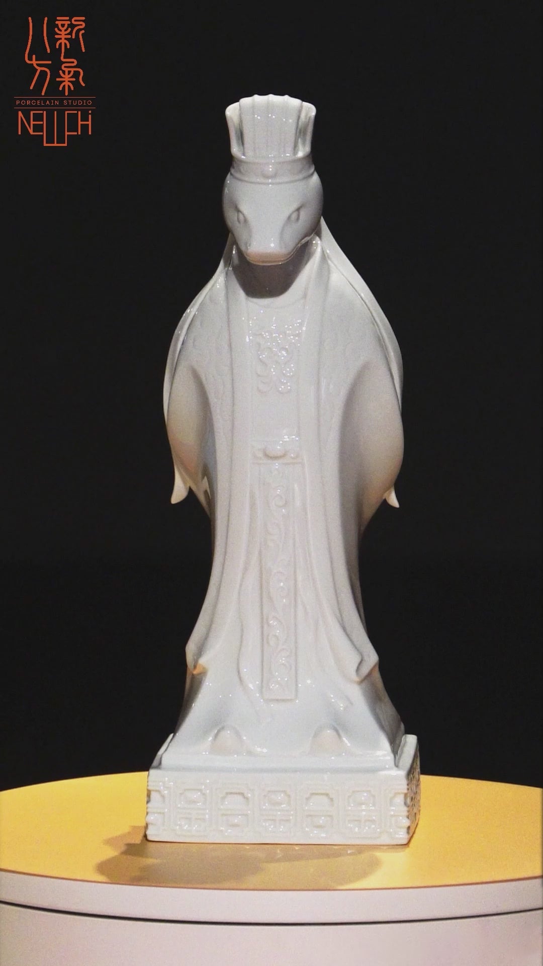 八方新氣 蛇 昂然 瓷偶 瓷器 擺飾 白瓷 禮物 印璽 印章
