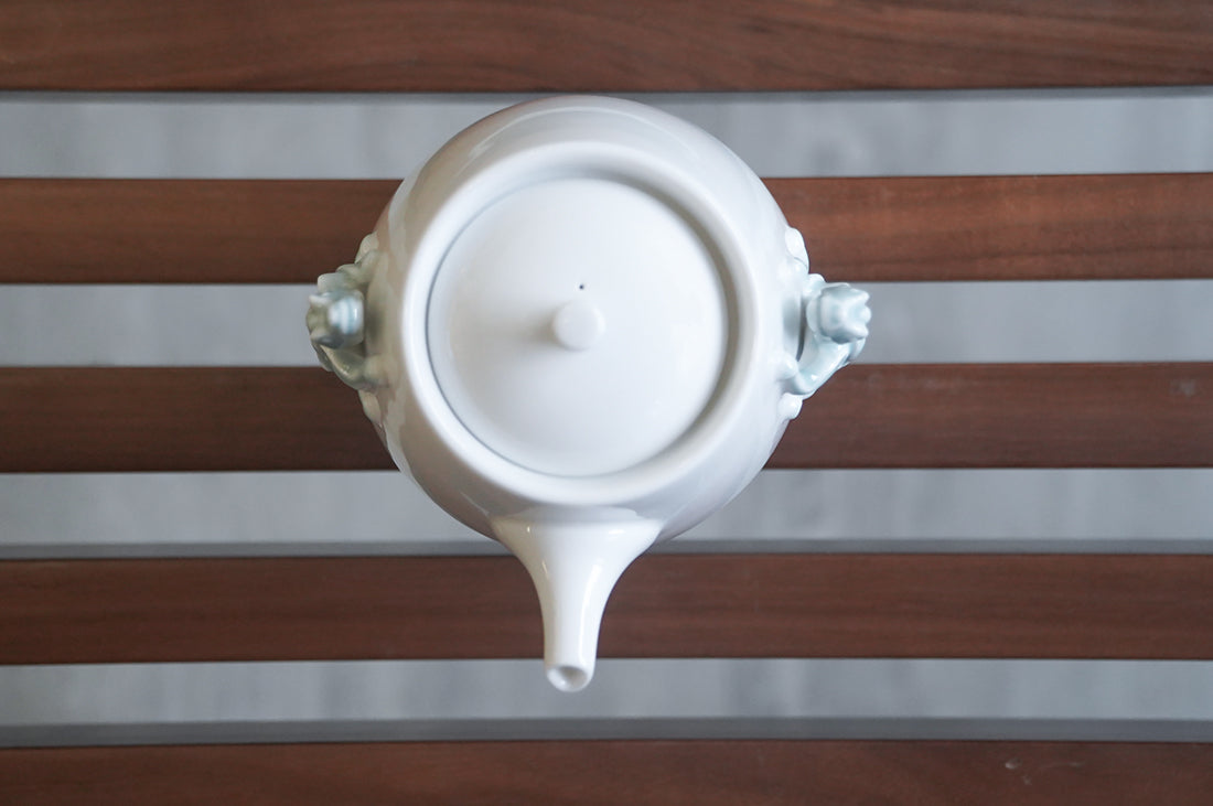 八方新氣 現代瓷器 龍造型 登高 茶壺 企業高升送禮推薦 茶具組 茶器 白瓷藝術 螭吻