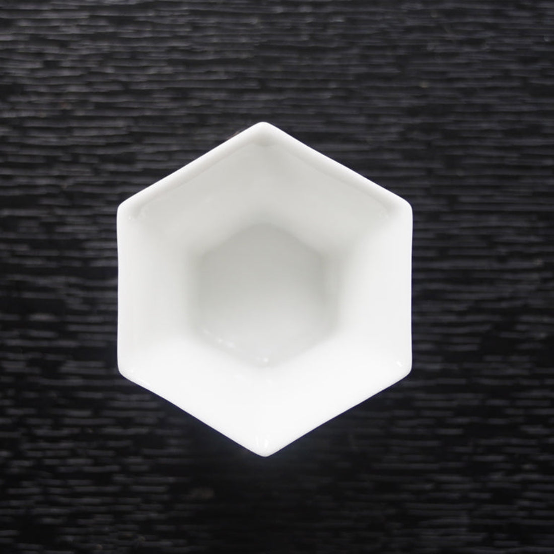 四季豐登系列冬昇長春茶杯俯瞰 六角造型 適合飲茶與飲酒