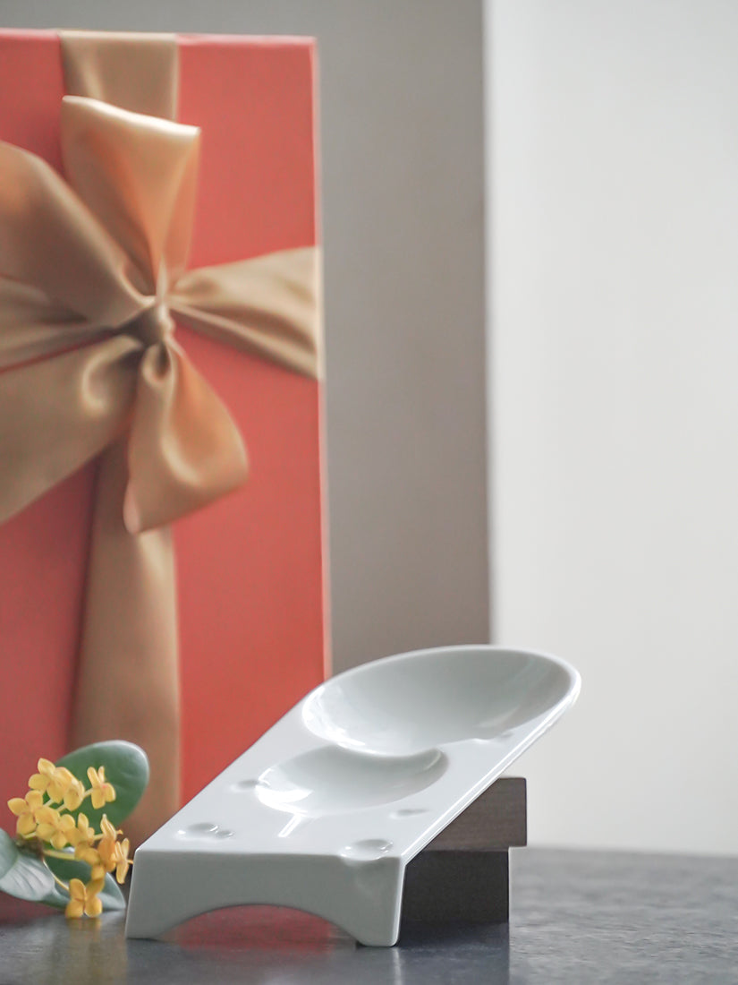 七個葫蘆造型的白瓷盤|象徵吉祥與福報 喬遷結婚禮贈推薦