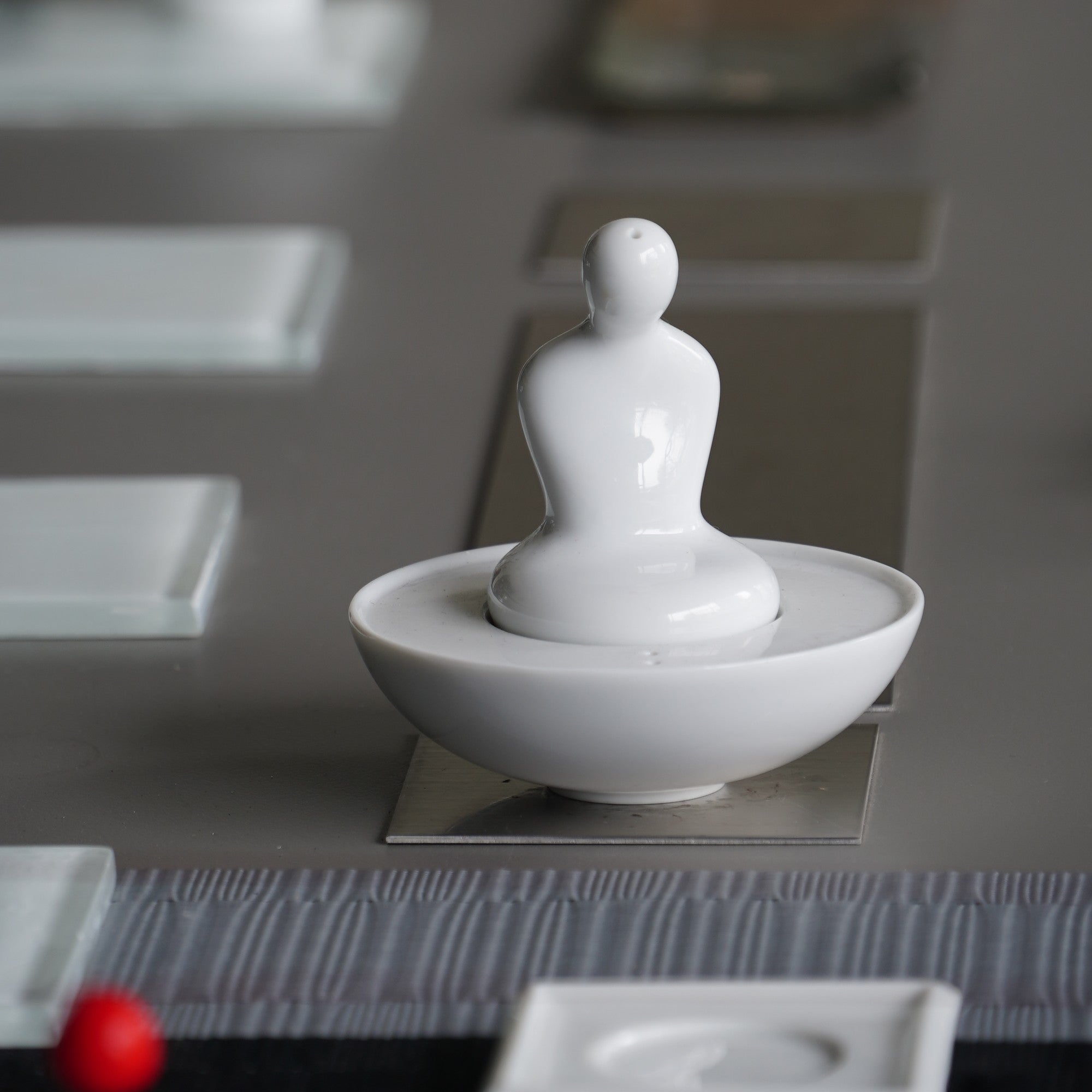 八方新氣 胡椒罐 瓷器 餐具 造形罐 居家生活 廚房用品