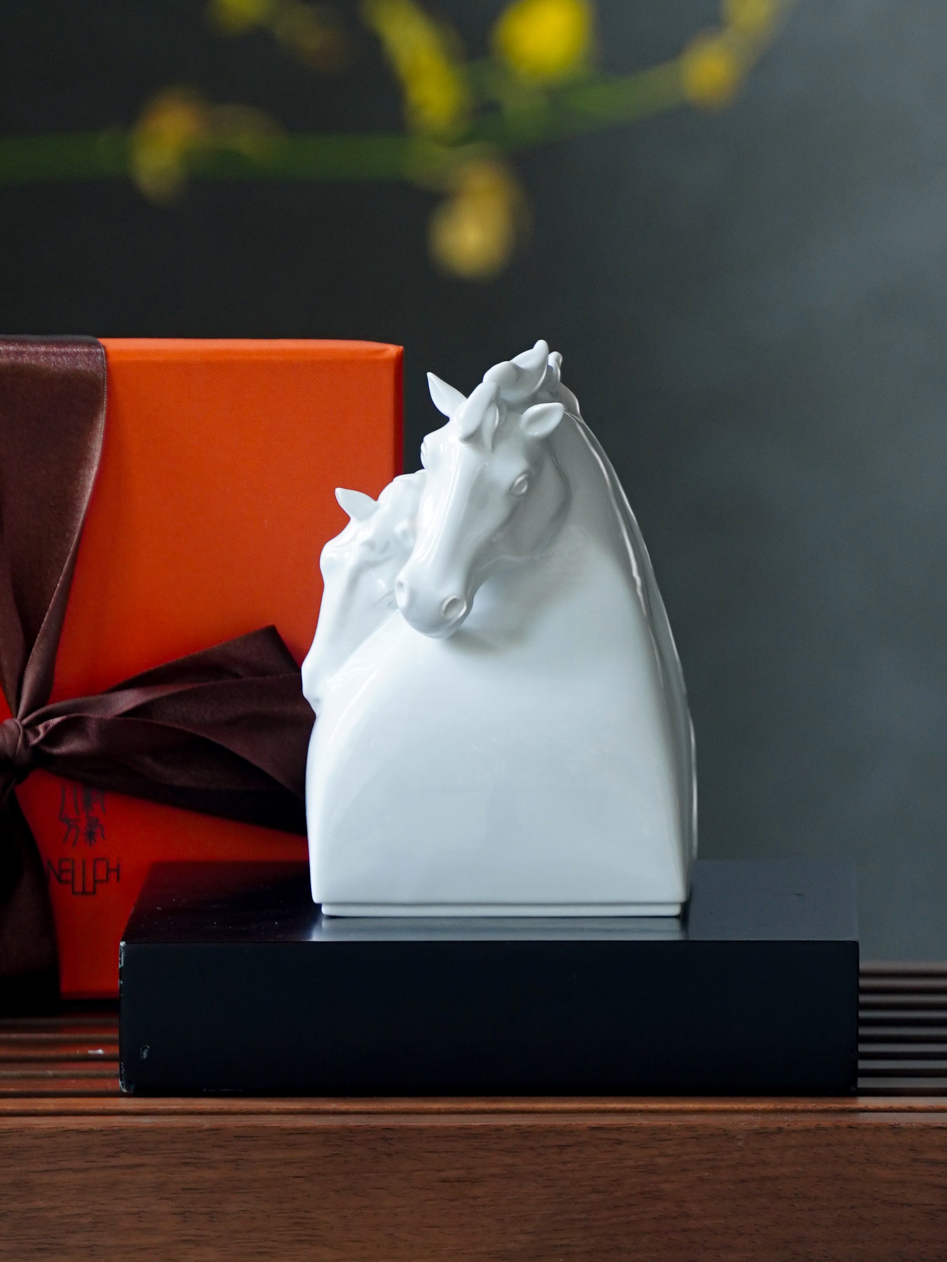 成雙成對的藝術擺飾,展現東方哲思的恆久情感