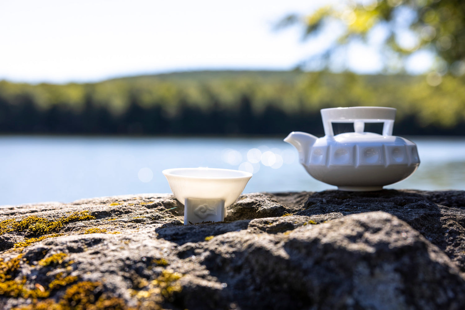 如意雲遊|現代白瓷蓋碗與茶杯|吉象雲紋與高台美學的茶器