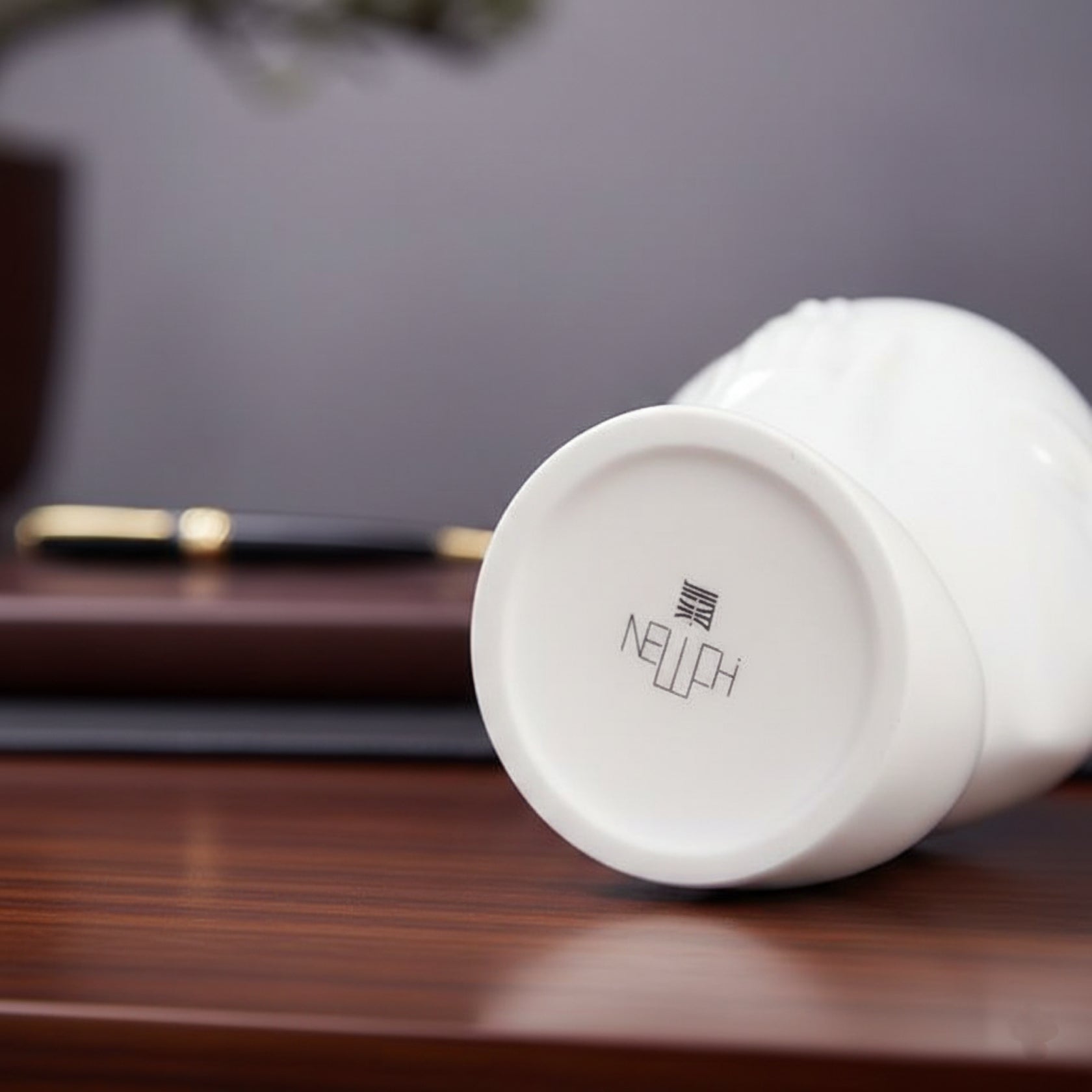 八方新氣 藝術瓷器 筆筒 王俠軍 典藏 筆筒 忘憂 花架 花瓶 花器 造形花瓶