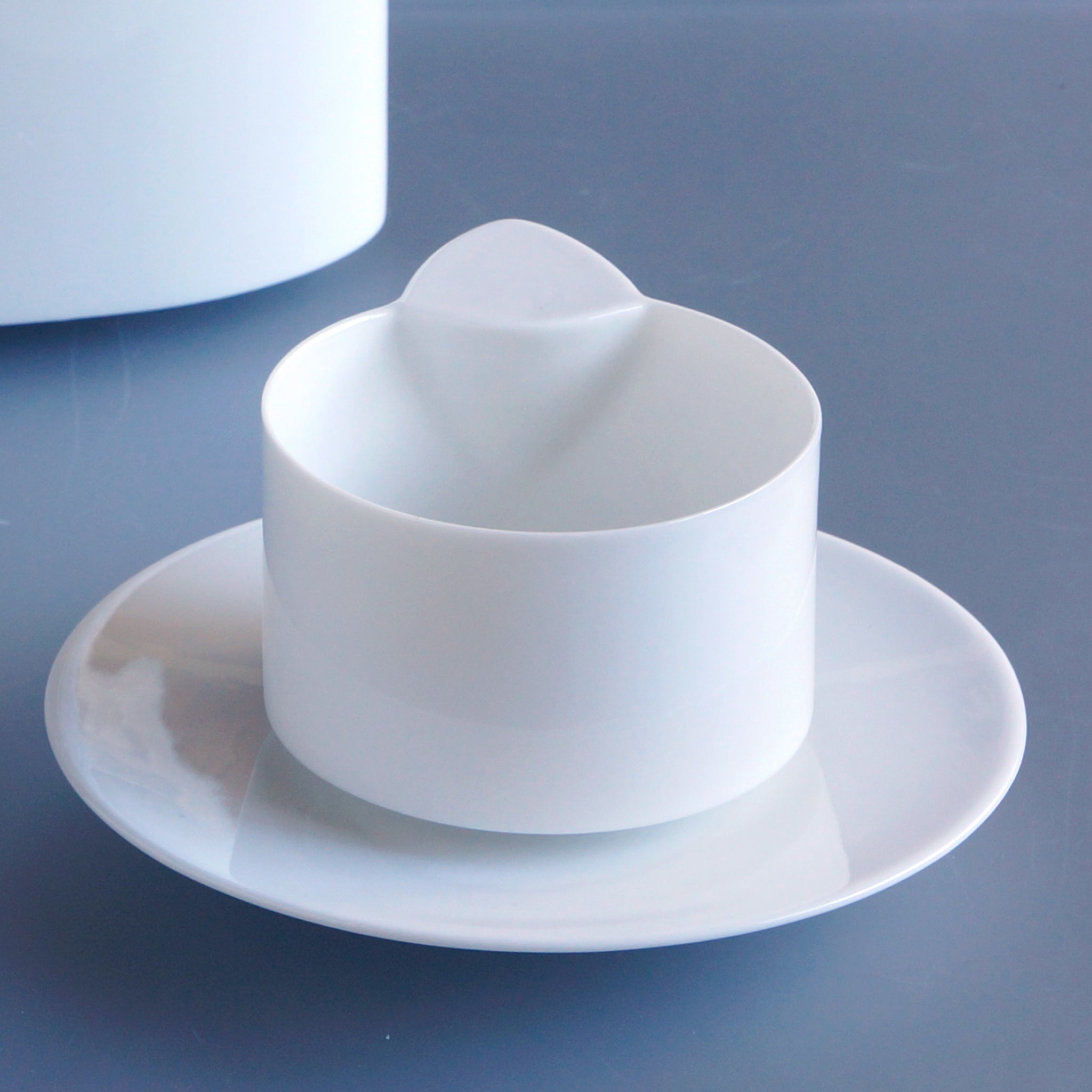 八方新氣 隱士 茶杯 咖啡杯 瓷器 杯子 亮面 白色 茶具 茶器 杯子款式 造形杯