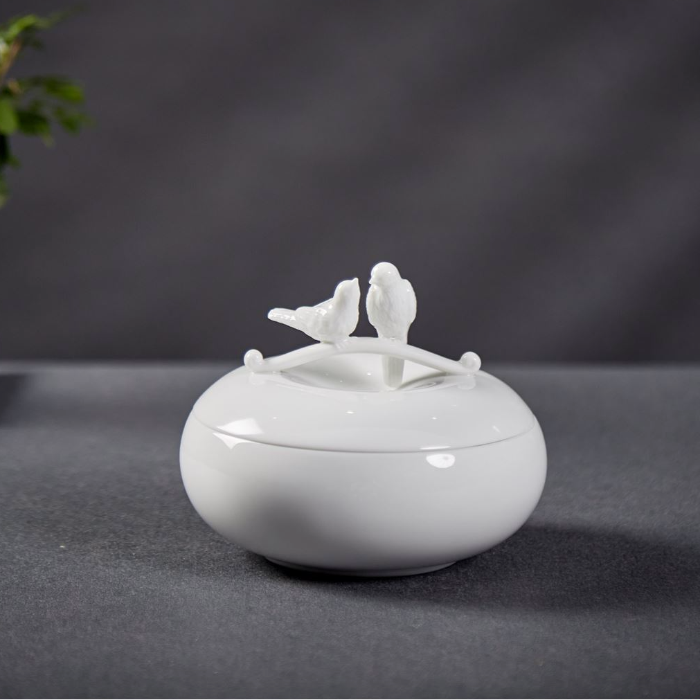 八方新氣 王俠軍 盒 喜鵲 白色 珠寶盒 圓形 真情 陶瓷收納盒