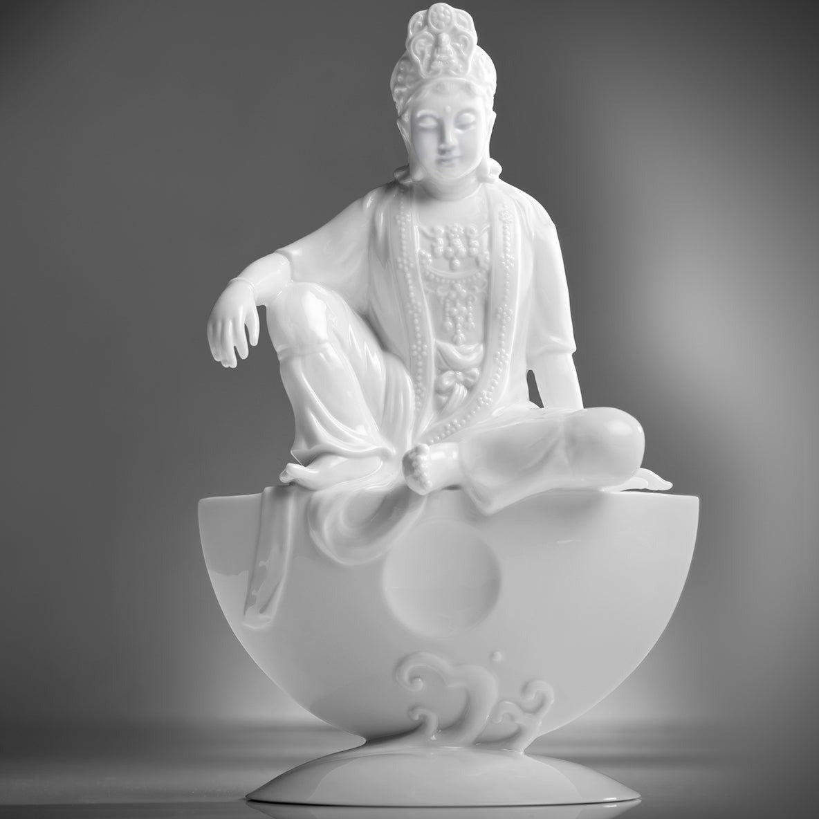 八方新氣 水月無邊 佛像 擺飾 白瓷 瓷偶