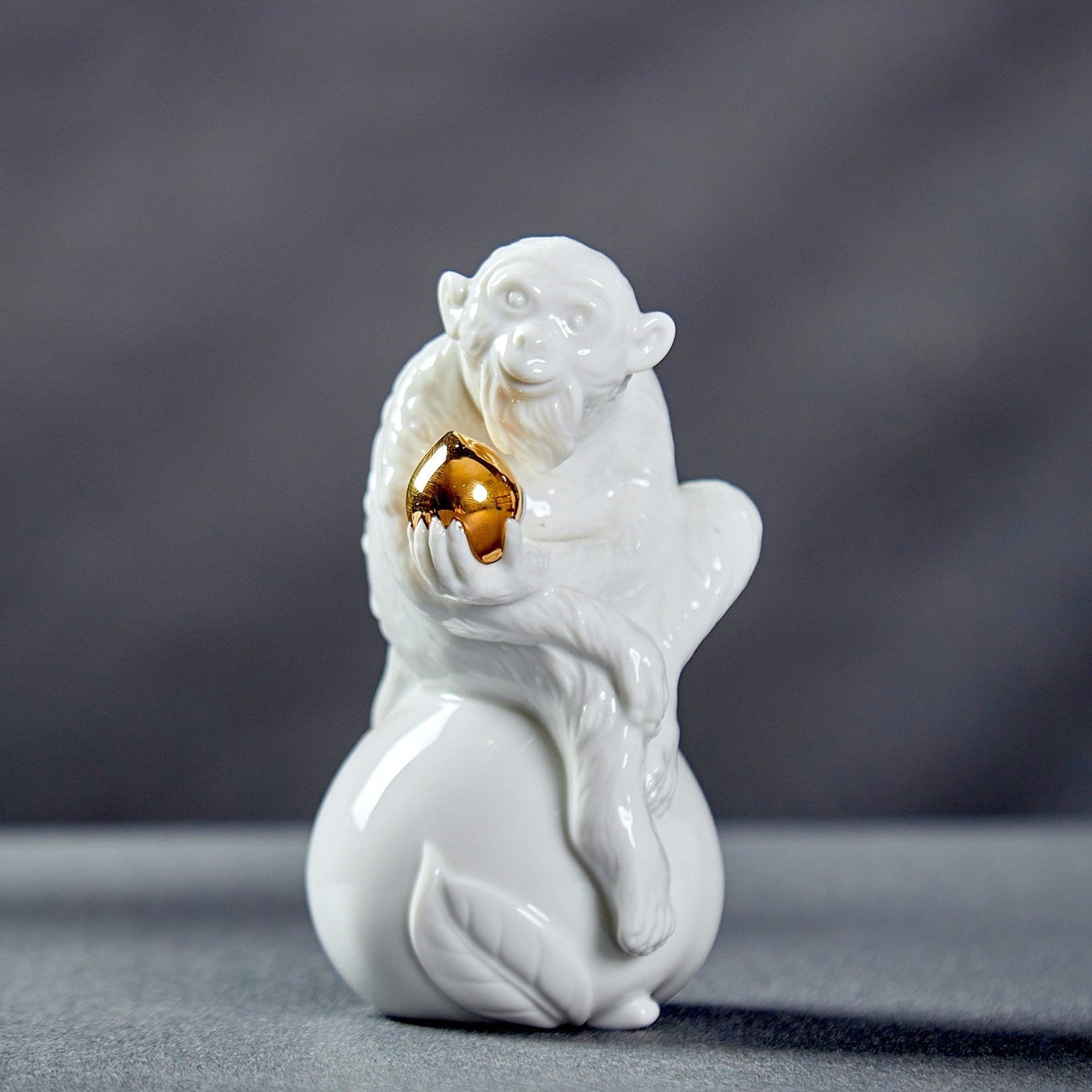 八方新氣 猴 瓷偶 福壽兩全 瓷器 生肖擺飾 印璽 印章 白瓷 禮物