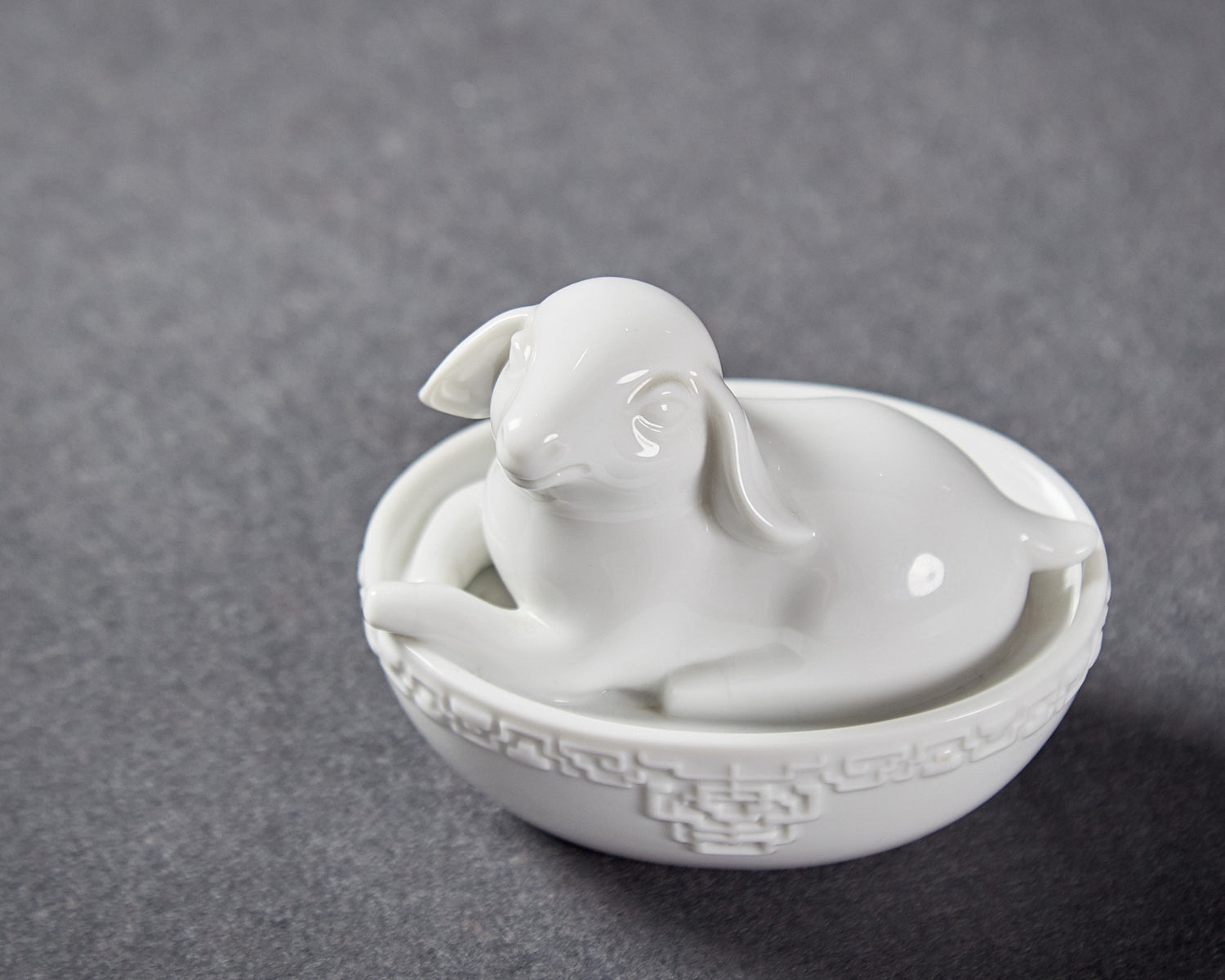 八方新氣 生肖羊 喜洋洋 瓷偶 瓷器 擺飾 白瓷 禮物