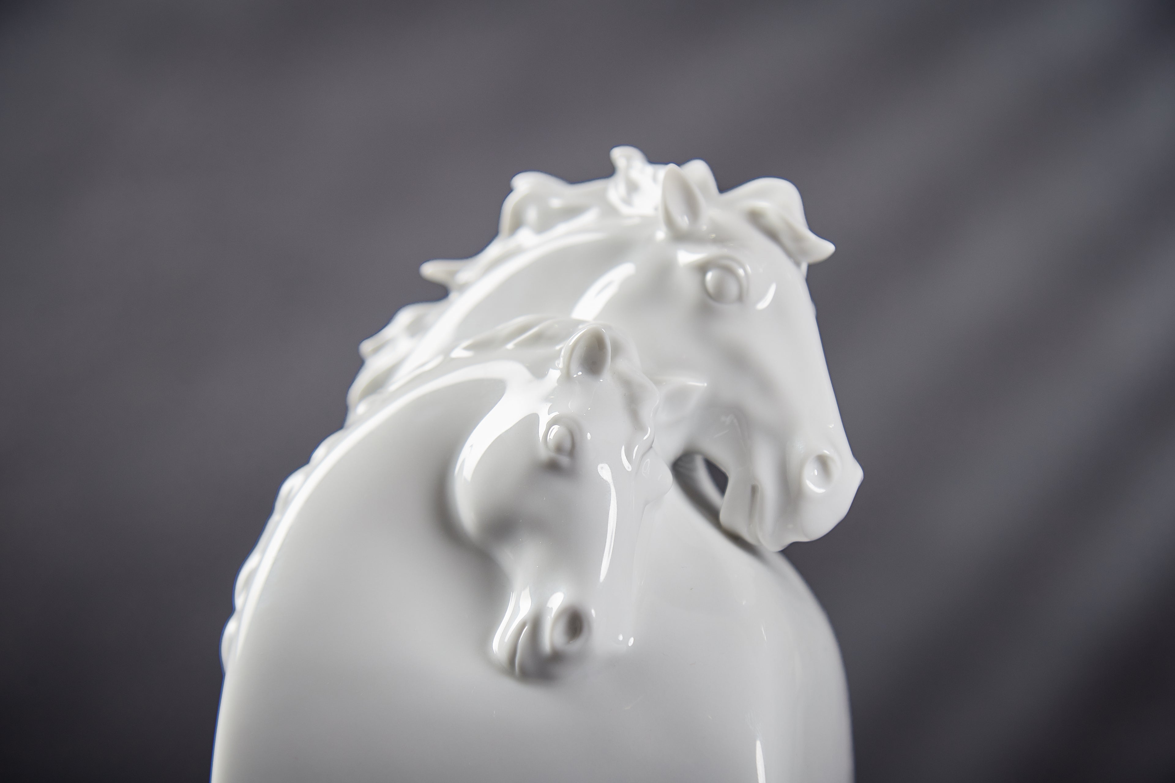 八方新氣 馬 瓷偶 有情 瓷器 擺飾 印璽 印章 白瓷