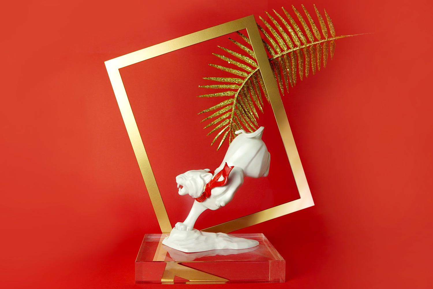 八方新氣 虎 印記 瓷偶 瓷器 擺飾 印璽 印章 白瓷 禮物