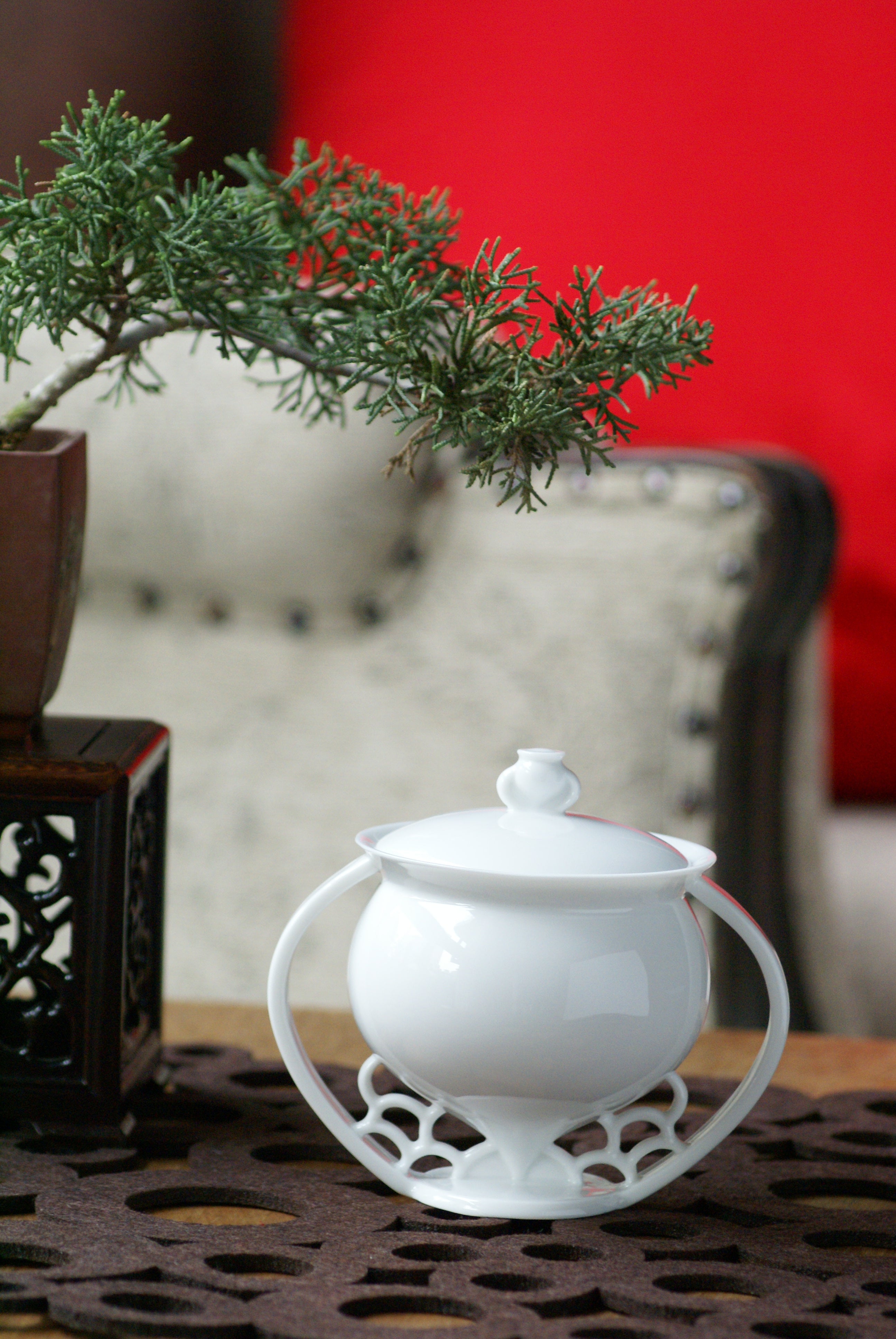 八方新氣 瓷器 蓋杯 窗櫺 杯子 蓋子 白色 滿庭芳