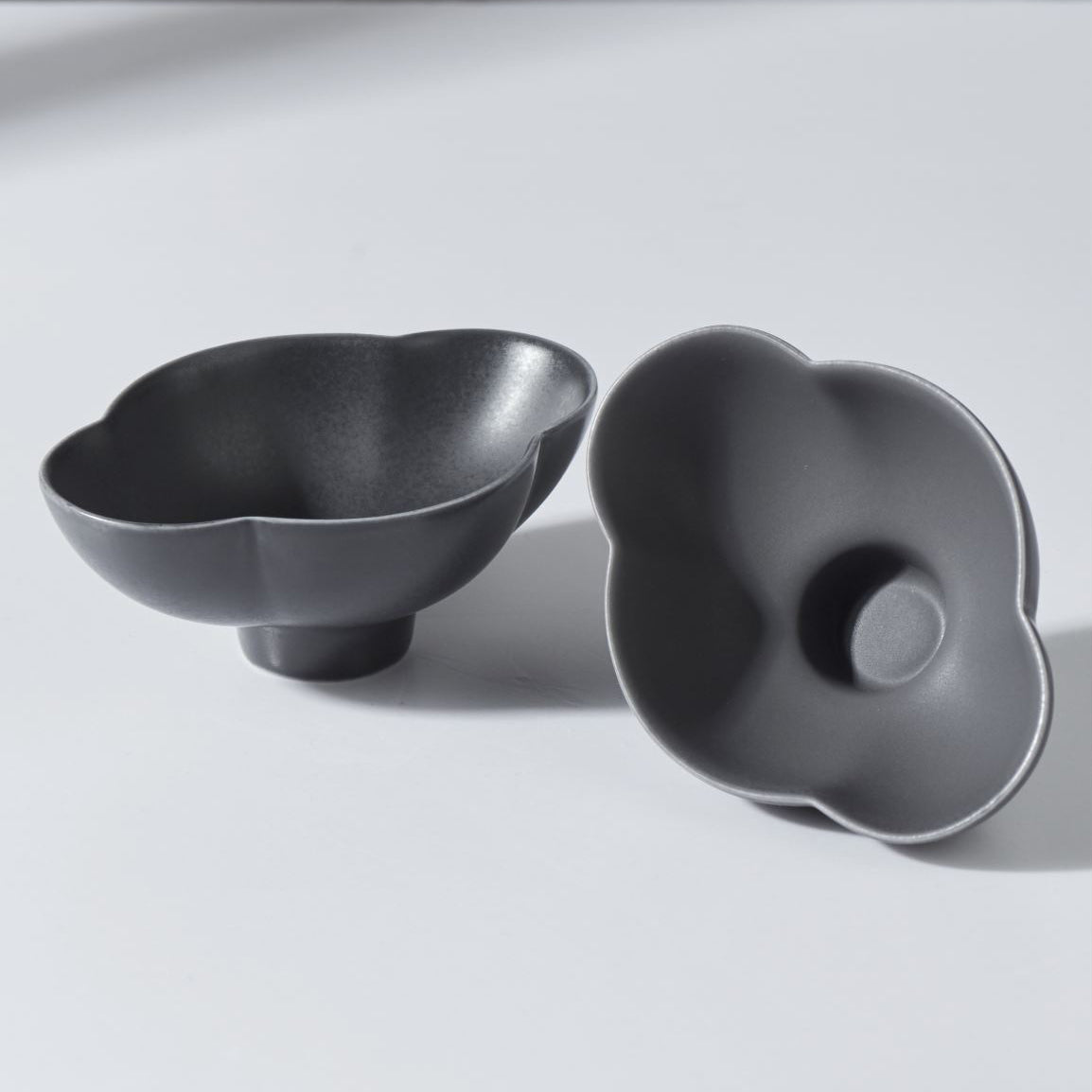 八方新氣 藝術瓷器 王俠軍 瓷器壺 霧灰色 行雲 杯子 茶具