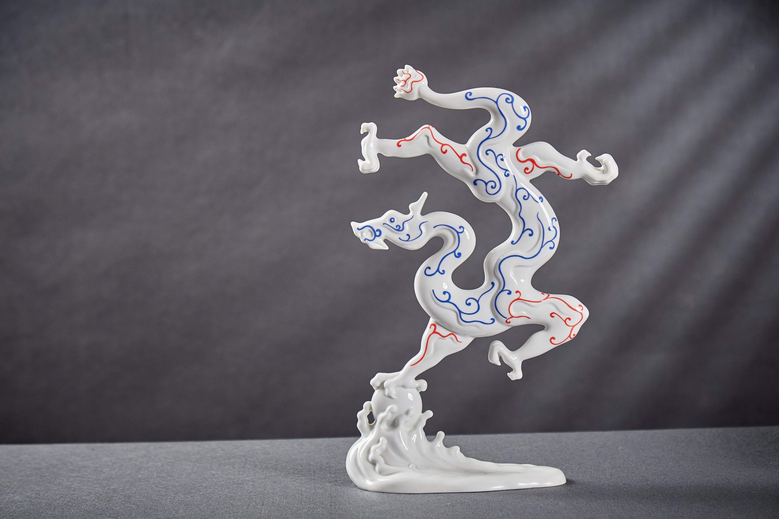 龍年企業送禮推薦：藝術精品瓷器展現品味與心意