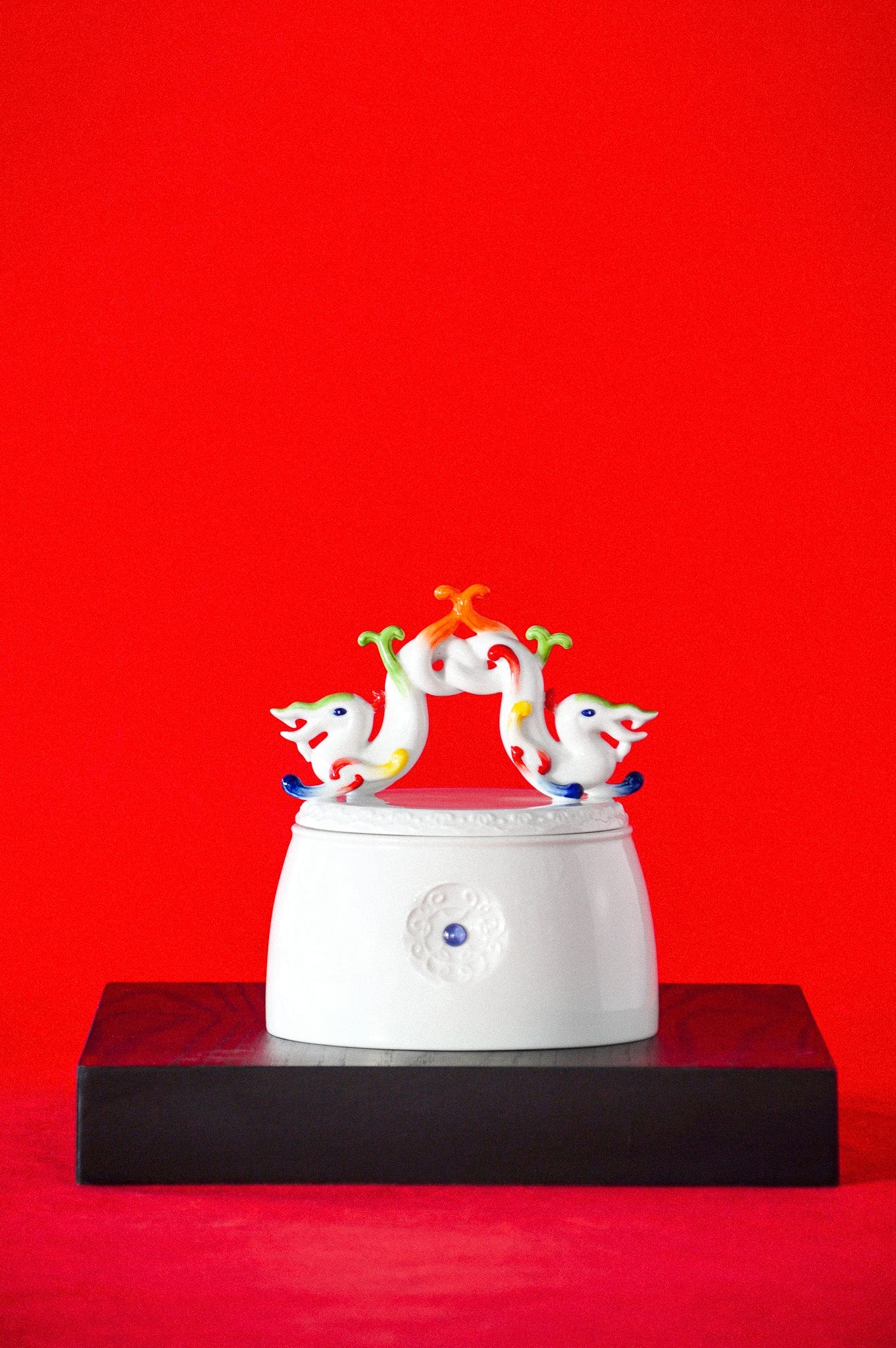 🎉 升遷祝賀瓷器推薦清單｜傳遞品味與祝福的藝術收藏
