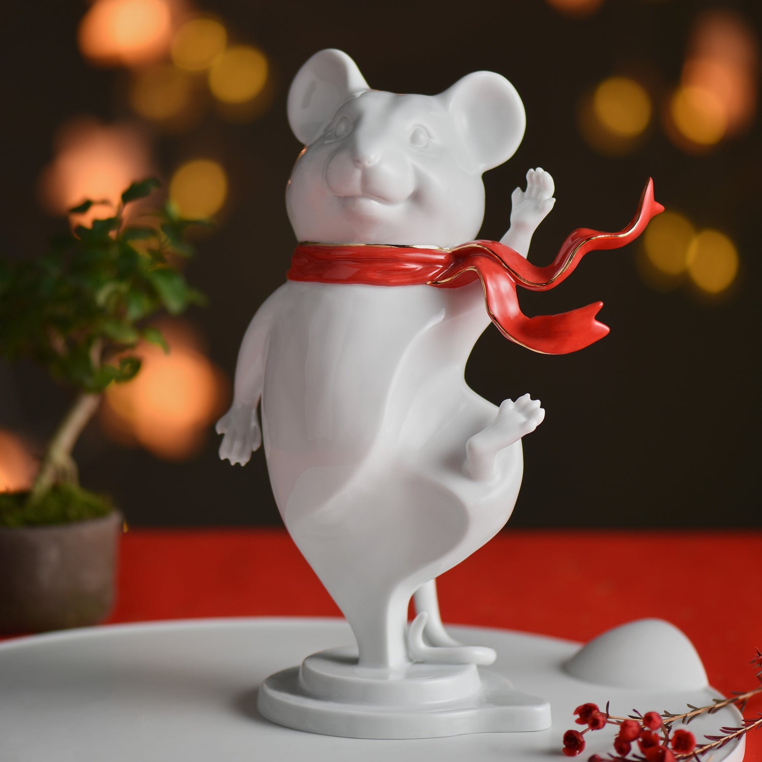 八方新氣藝術瓷器瓷偶 歡喜頌