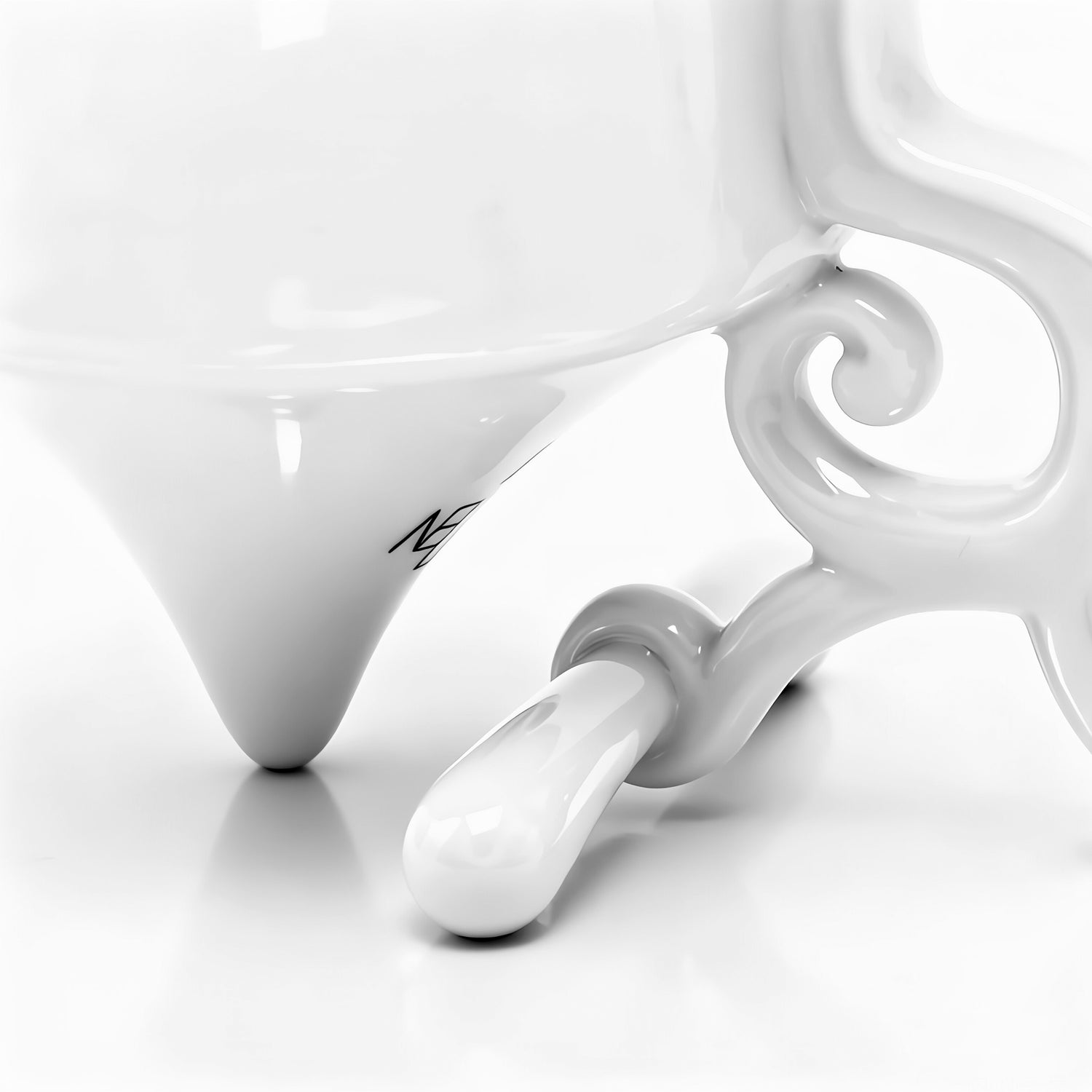 龍尊 廚房餐桌 茶杯 荼具 白瓷 王俠軍 八方新氣 咖啡杯 造形杯局部特寫