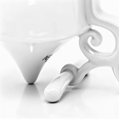 龍尊 廚房餐桌 茶杯 荼具 白瓷 王俠軍 八方新氣 咖啡杯 造形杯局部特寫