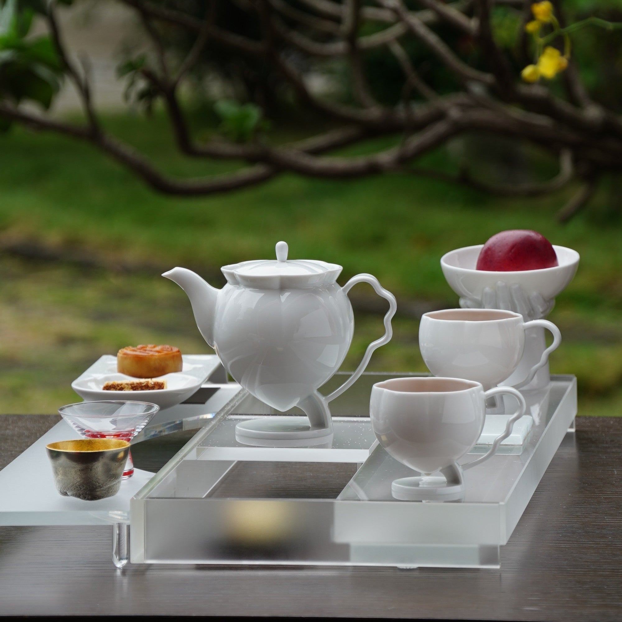 花神白瓷茶壺茶席情境・春日饗宴・八方新氣 NewChi Porcelain