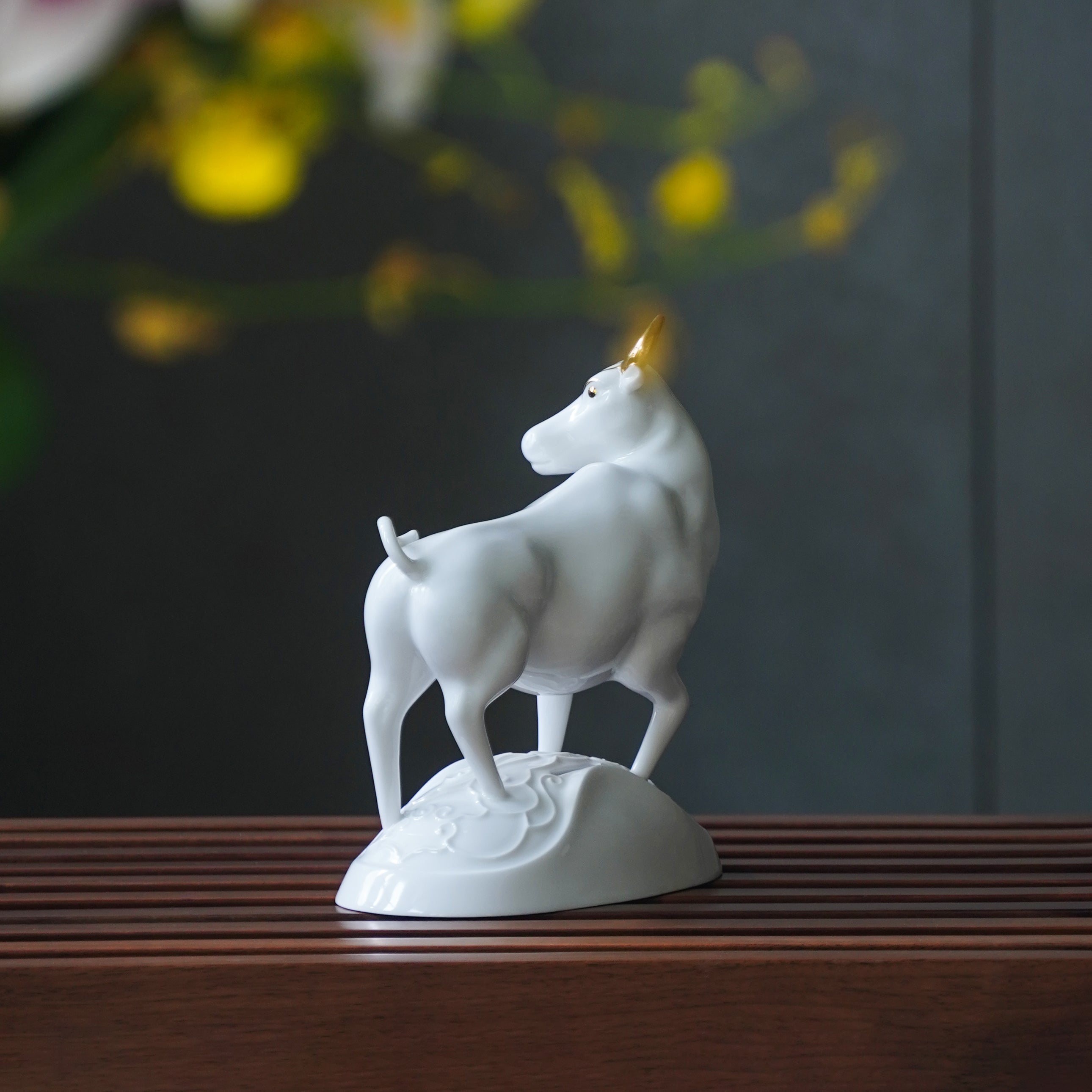 福田四季春 擺飾 生肖牛 家飾品 居家生活 白瓷