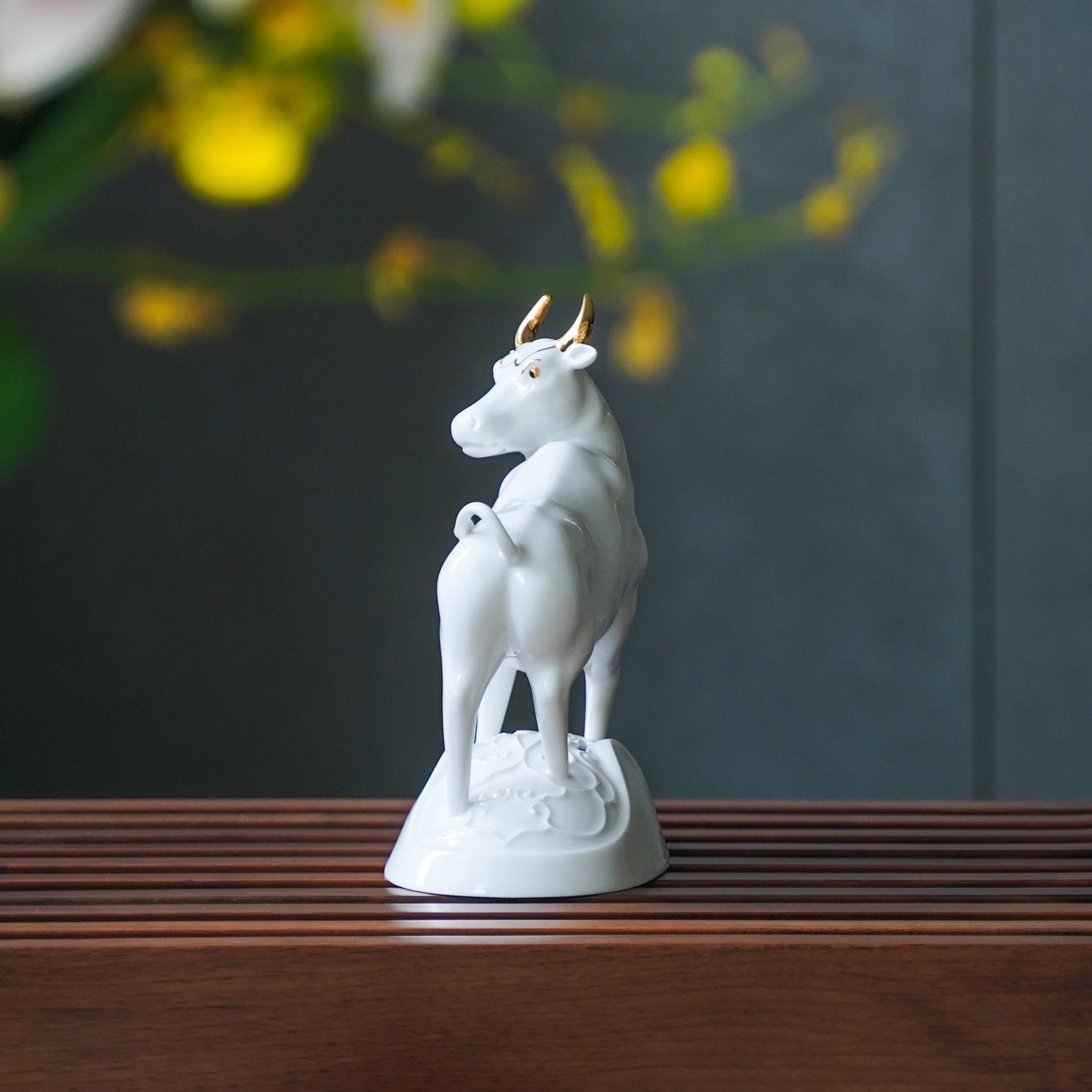 福田四季春 擺飾 生肖牛 家飾品 居家生活 白瓷