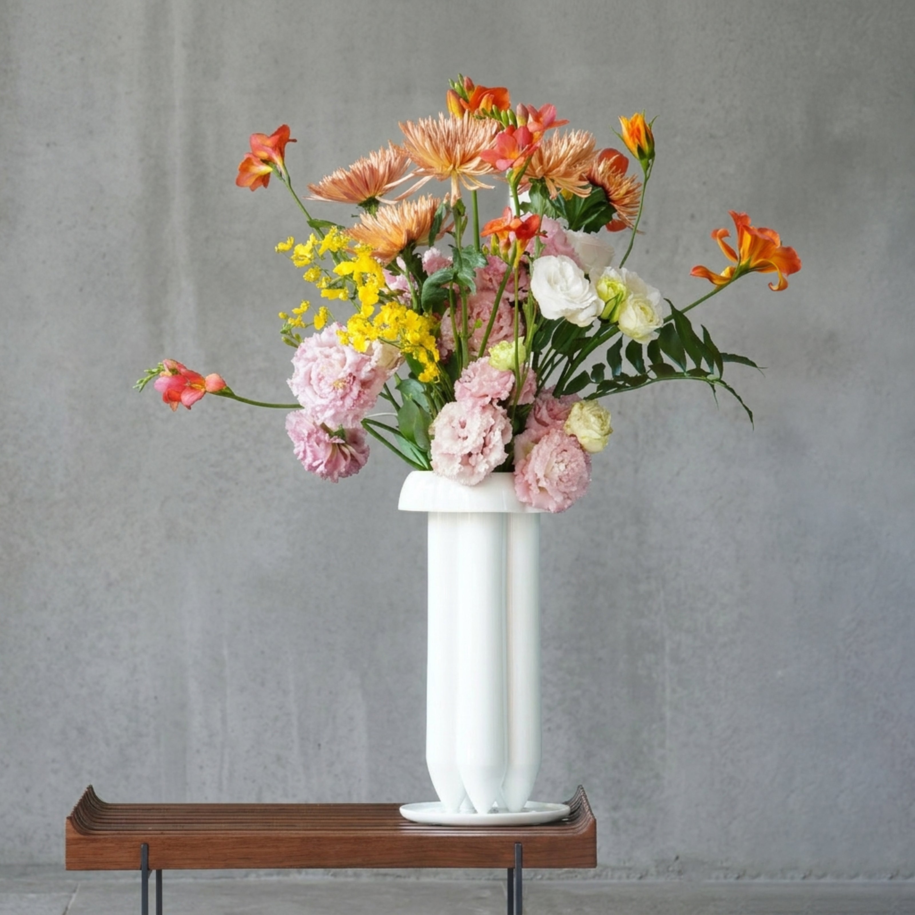 燦爛 八方新氣 花器 白瓷花瓶 王俠軍 蝴蝶雲紋 福 梅花 限量