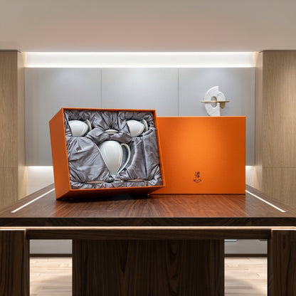 起舞 八方新氣 造形壺 金邊 白瓷藝術 水滴狀 花苞