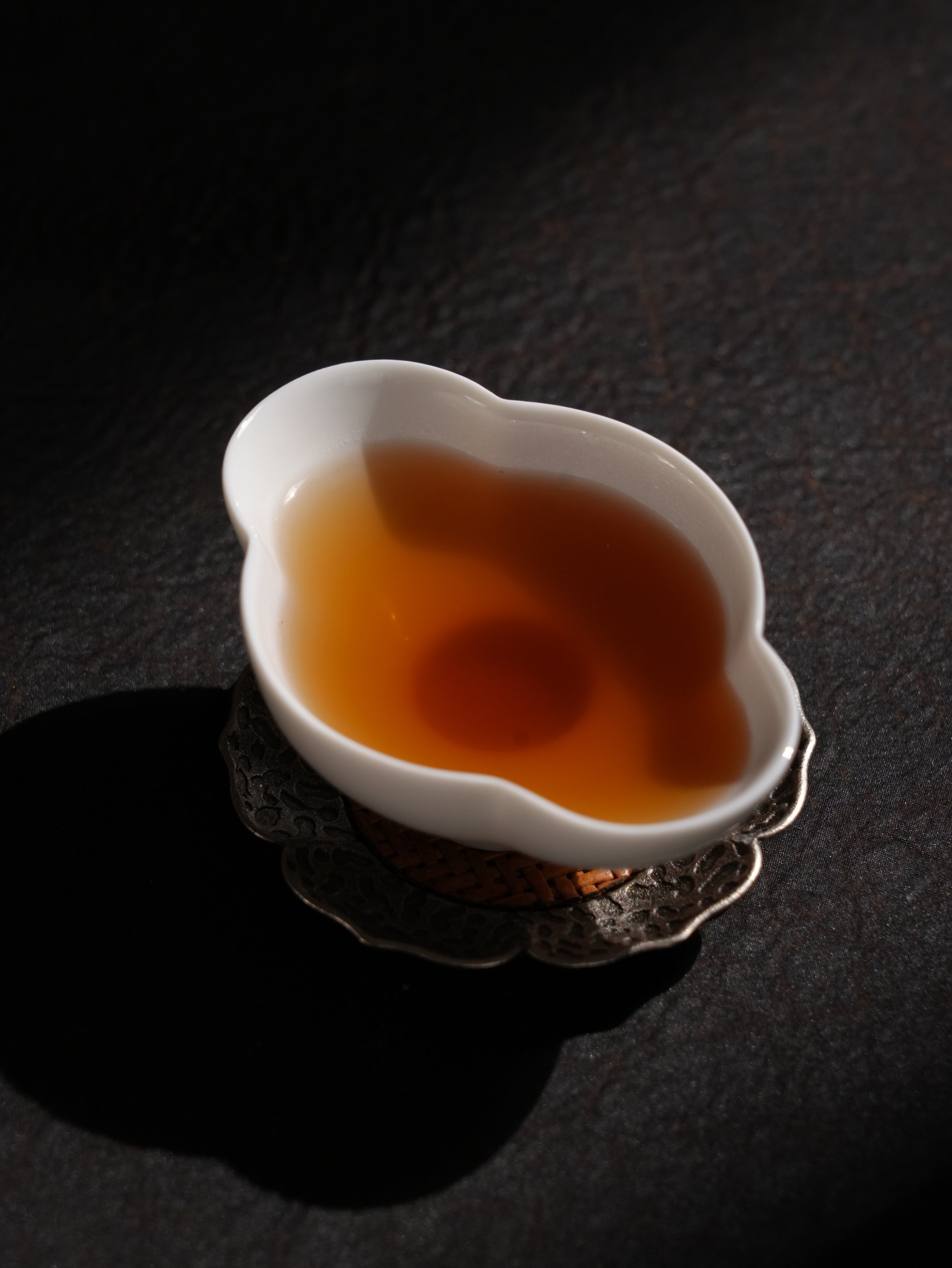 山海觀杯 + 任選 1 款經典白瓷杯，優惠價 NT$2930