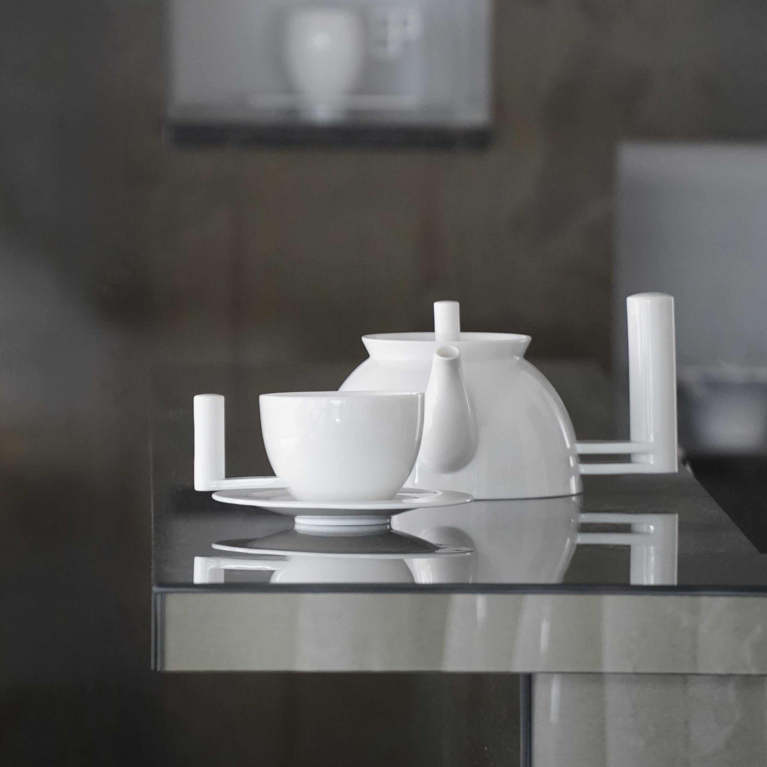 八方新氣 靜思 咖啡杯 茶杯 瓷器 杯子 亮面 白色 茶具 茶器 把手 造形杯 杯子款式