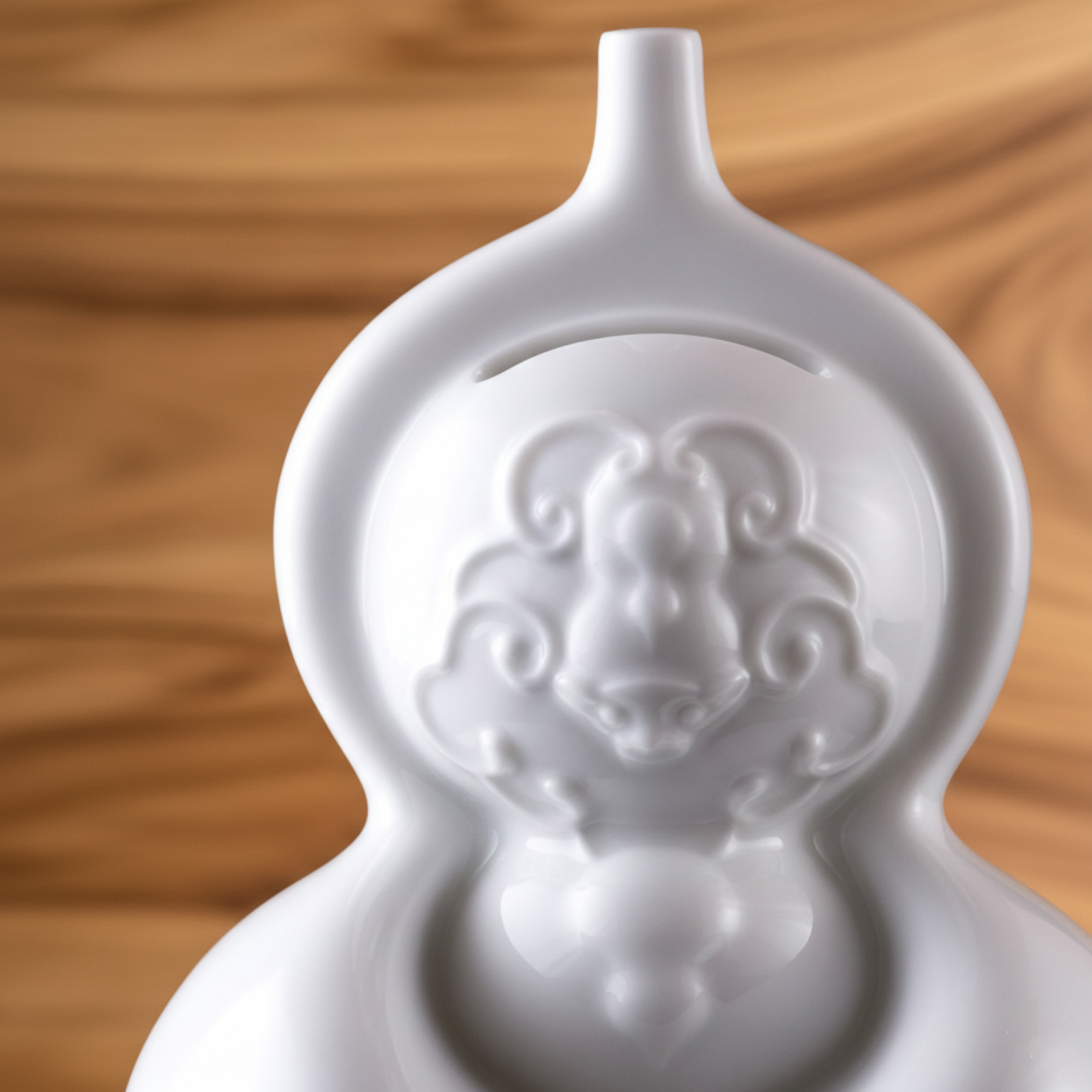 王俠軍 藝術瓷器 幸福久久 居家生活 品味禮贈 擺飾 九隻蝙蝠