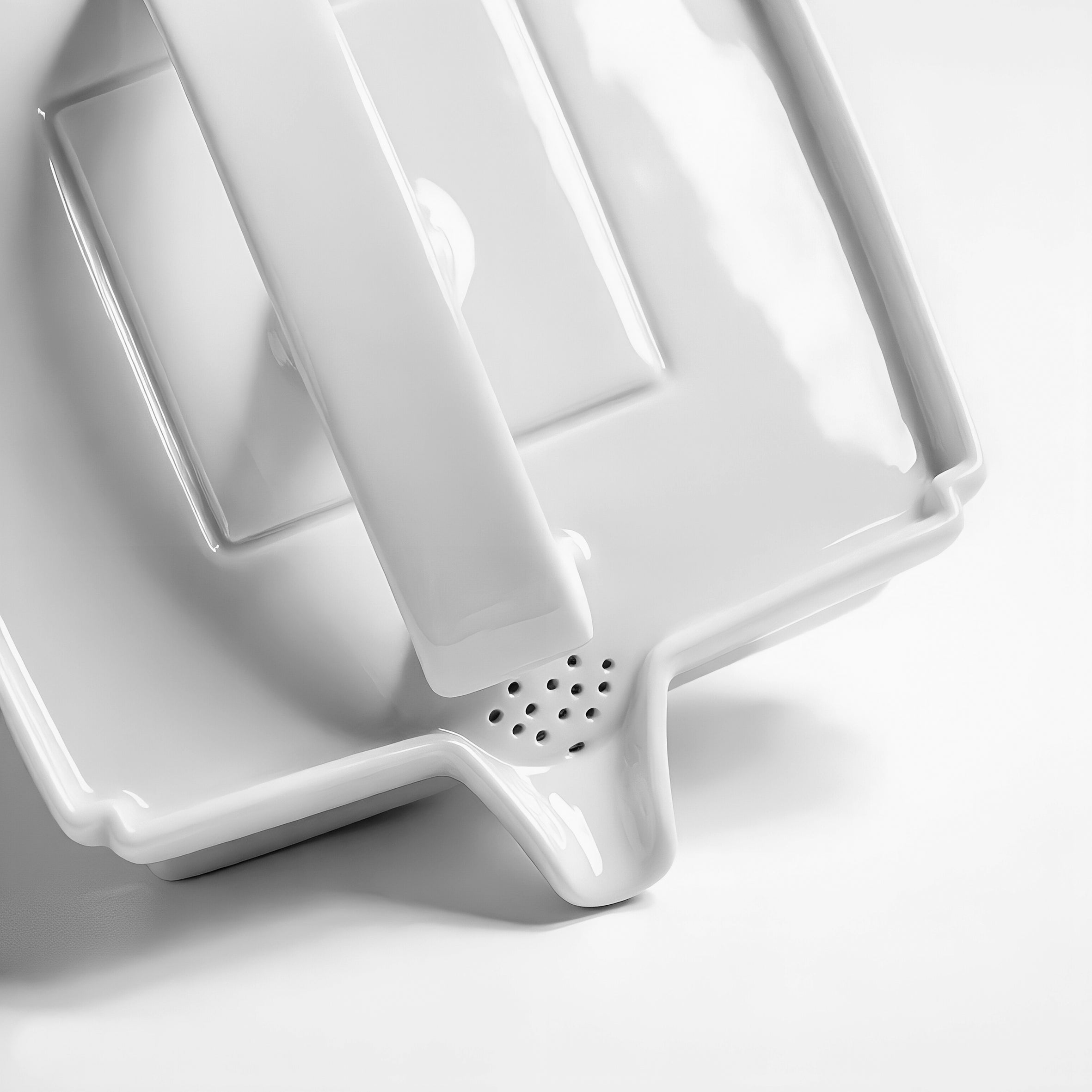 四季白亮壺頂視角｜壺口與折角細節特寫