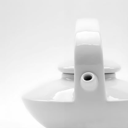 八方新氣 日出望月 創意茶具 亮面 白色 造形壼 茶器 居家生活 壺嘴局部特寫