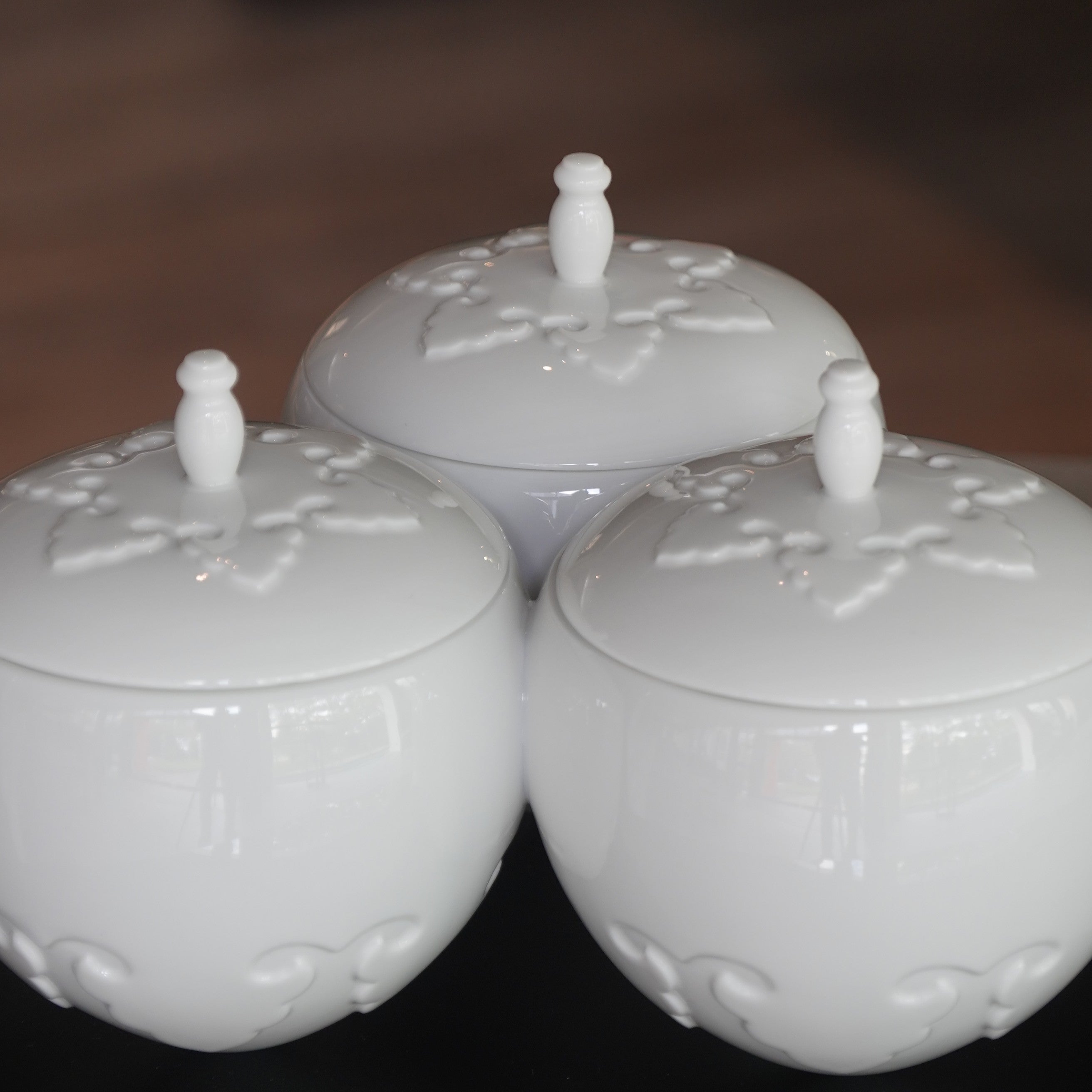 喜相逢 白瓷瓜果盒 居家生活 八方新氣 年節擺飾 企業禮贈 新年禮物 長輩送禮 送禮首選