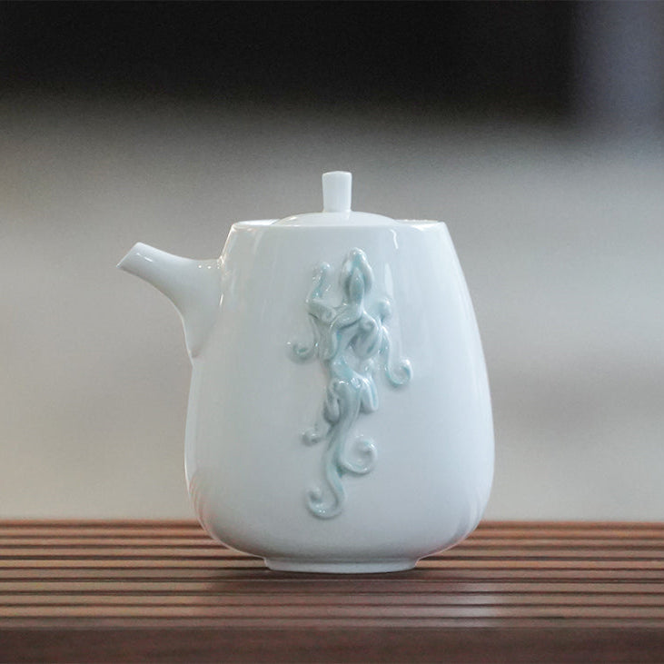 登高｜高端茶具推薦：螭吻造型藝術壺，象徵胸懷與遠志｜八方新氣NewChi