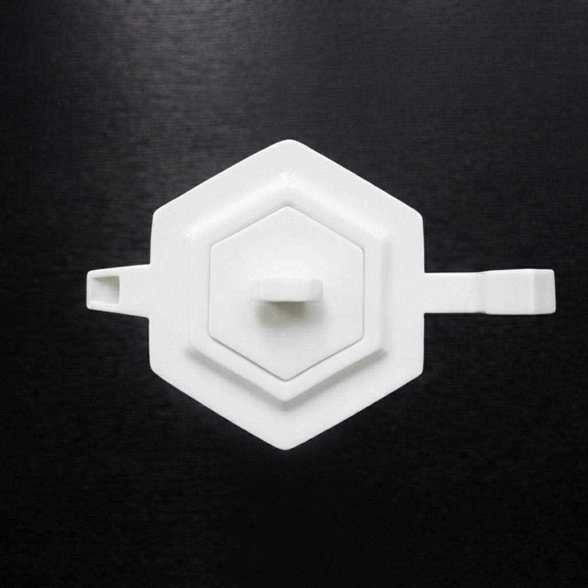四季豐登系列冬季茶具作品俯瞰 線條俐落簡潔