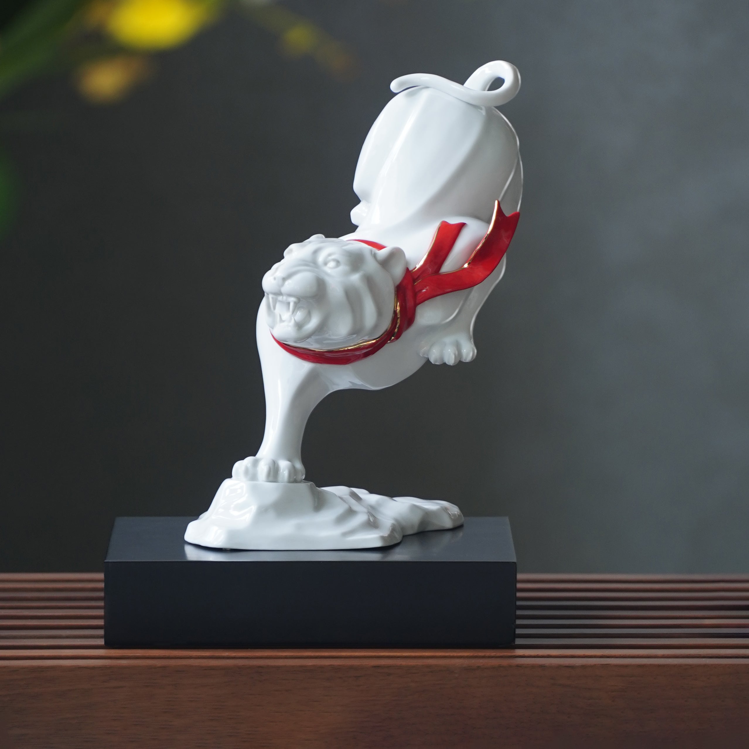 八方新氣 虎 印記 瓷偶 瓷器 擺飾 印璽 印章 白瓷 禮物 家居生活 家飾品