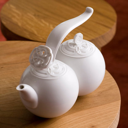 八方新氣 兩相好 造形壺 茶壺 瓷器 白瓷 禮物 瓷壺 茶具 居家生活