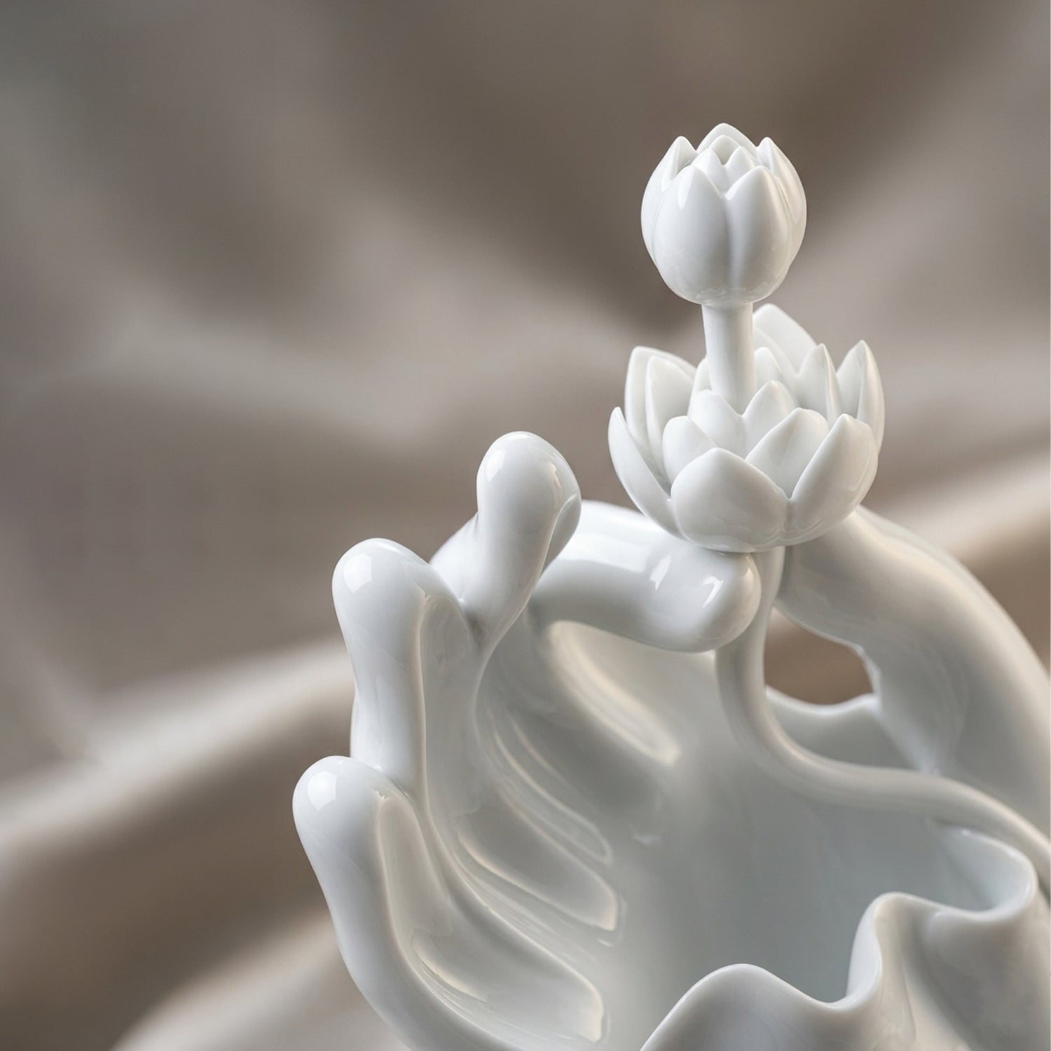 大慈飄香 白瓷花器 佛手拈蓮 禪意擺飾 八方新氣 NewChi Porcelai 局部 限量