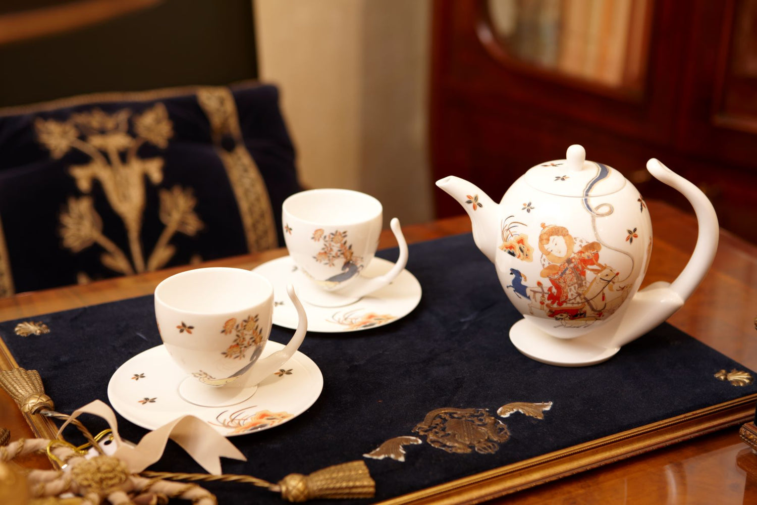 故宮清香系列 九羊迎春 陶瓷茶具 杯盤組